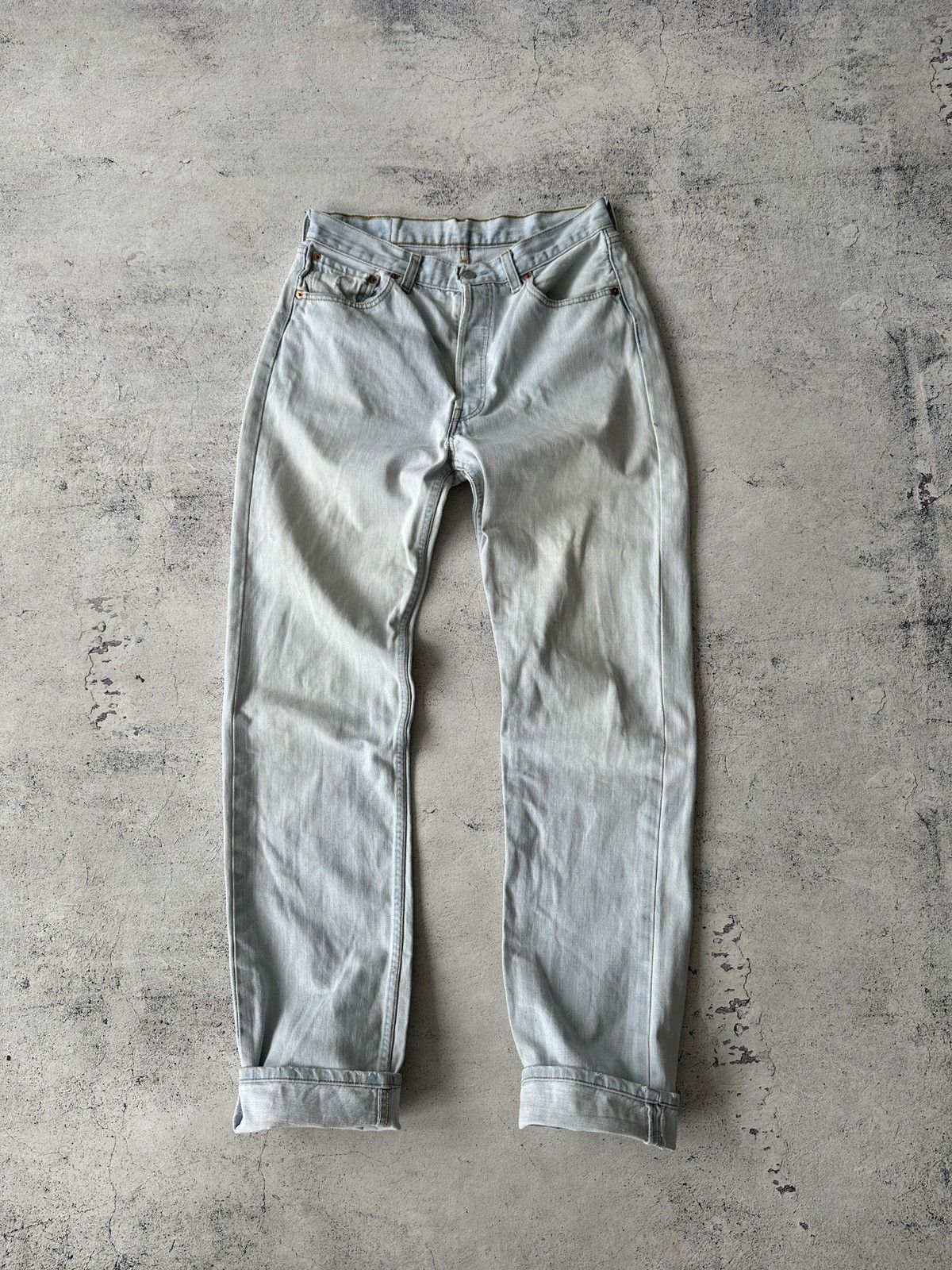Levi's × Levi's Vintage Clothing × Vintage Vintage Levi’s 501 Denim Faded Jeans Size US 33 - 1 Thumbnail