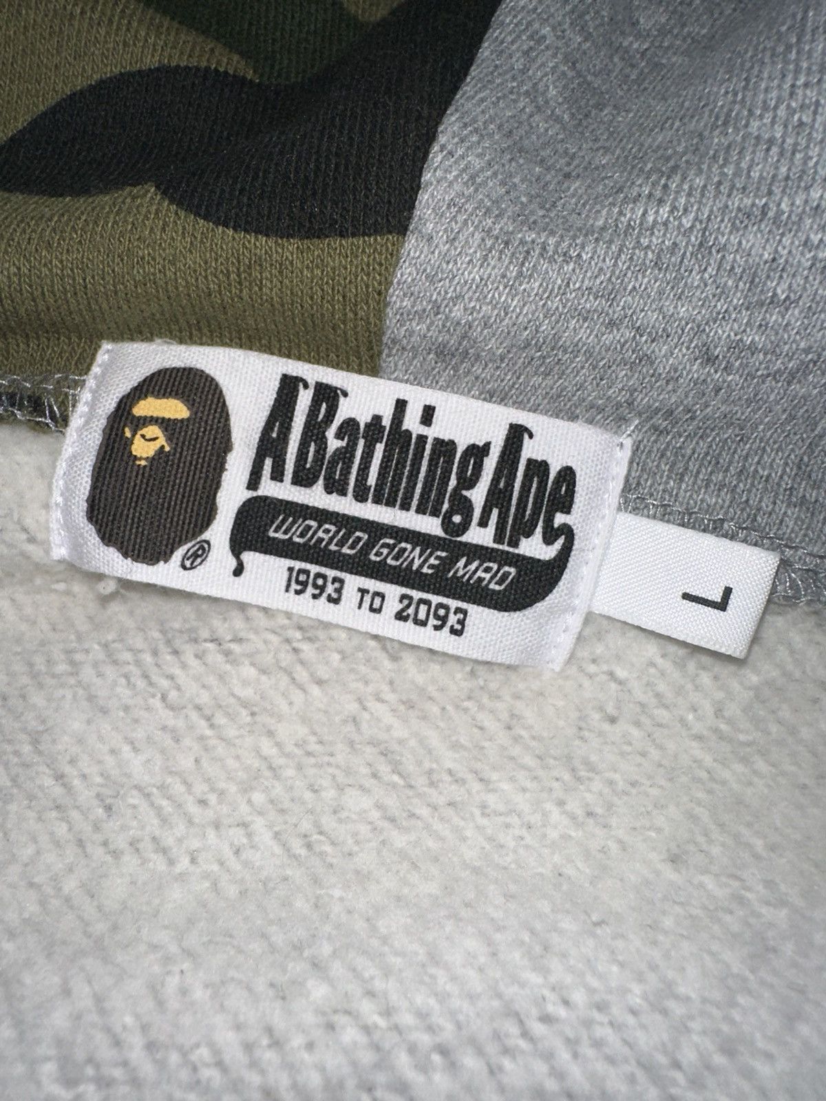 Bape bape zip size L (nearly perfect condition) Size US L / EU 52-54 / 3 - 2 Thumbnail