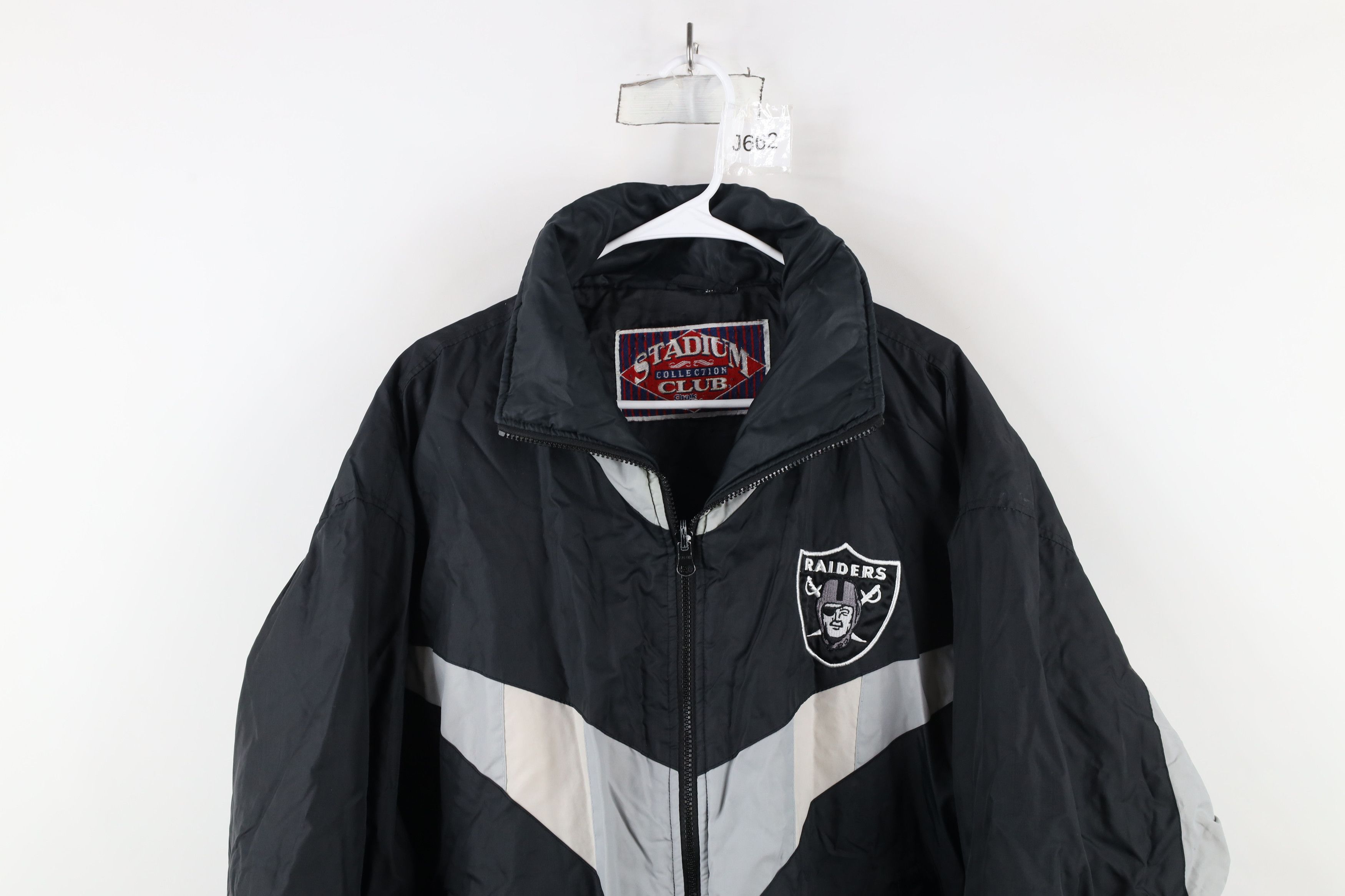 Vintage Vintage 90s LA Los Angeles Raiders Football Jacket Black NWA Size US XXL / EU 58 / 5 - 2 Thumbnail