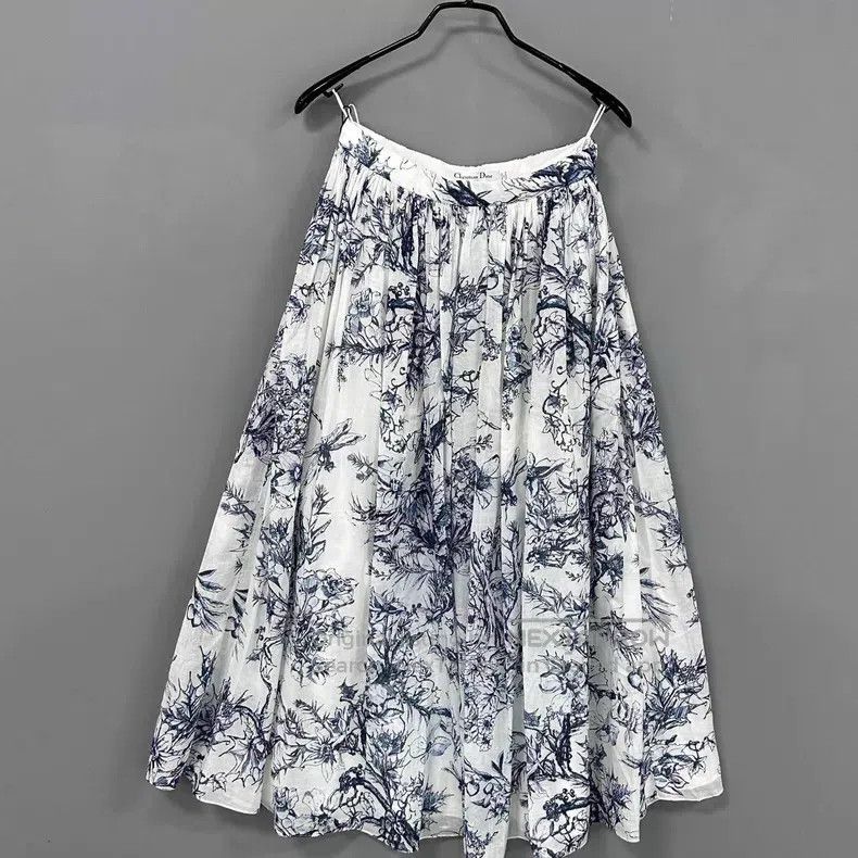 Dior Dior New floral silk double-layer skirt Size 42" / US 20 - 2 Thumbnail
