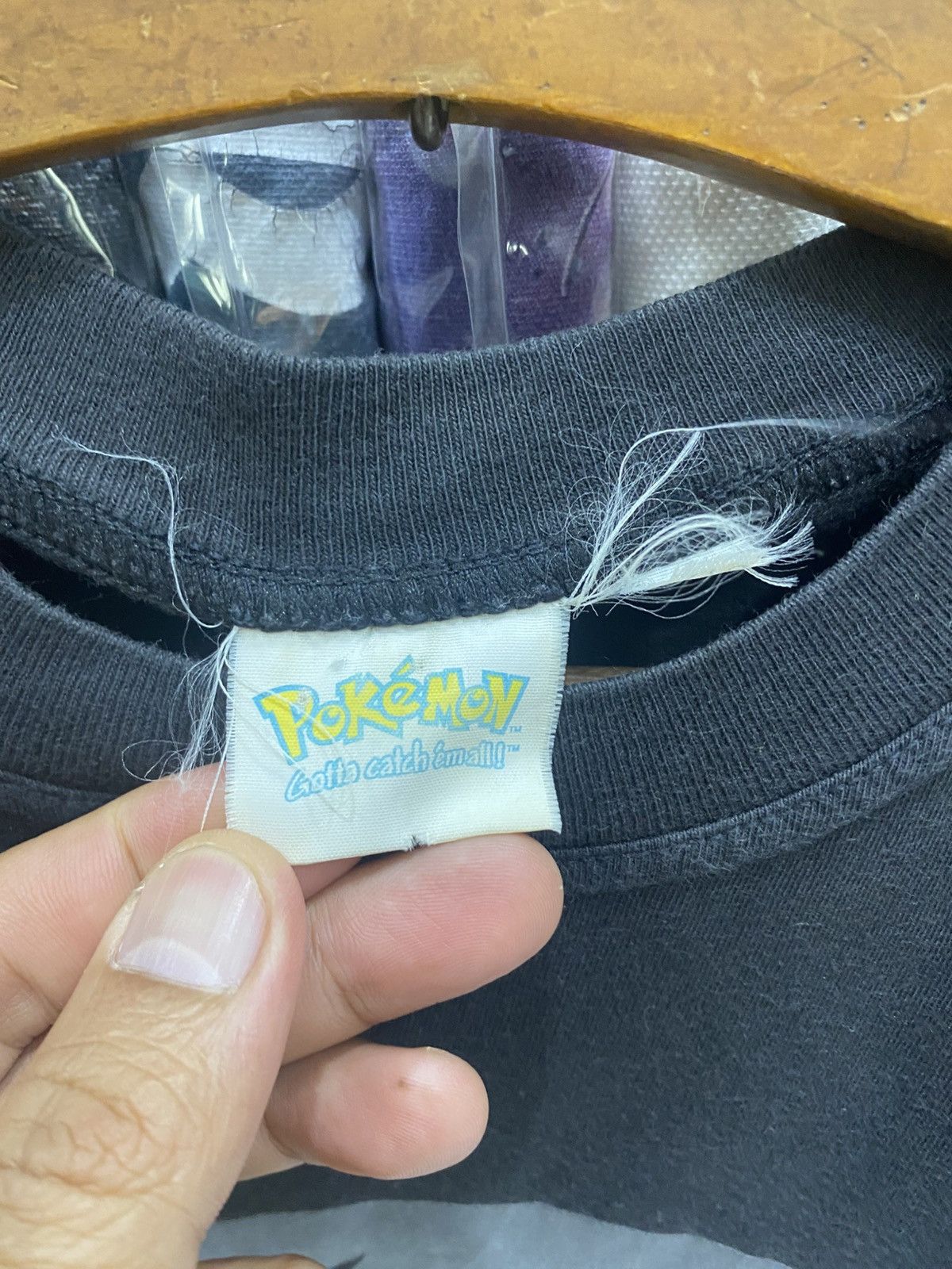 Pokemon VINTAGE POKEMON 2000 NINTENDO TEES Size US M / EU 48-50 / 2 - 7 Thumbnail