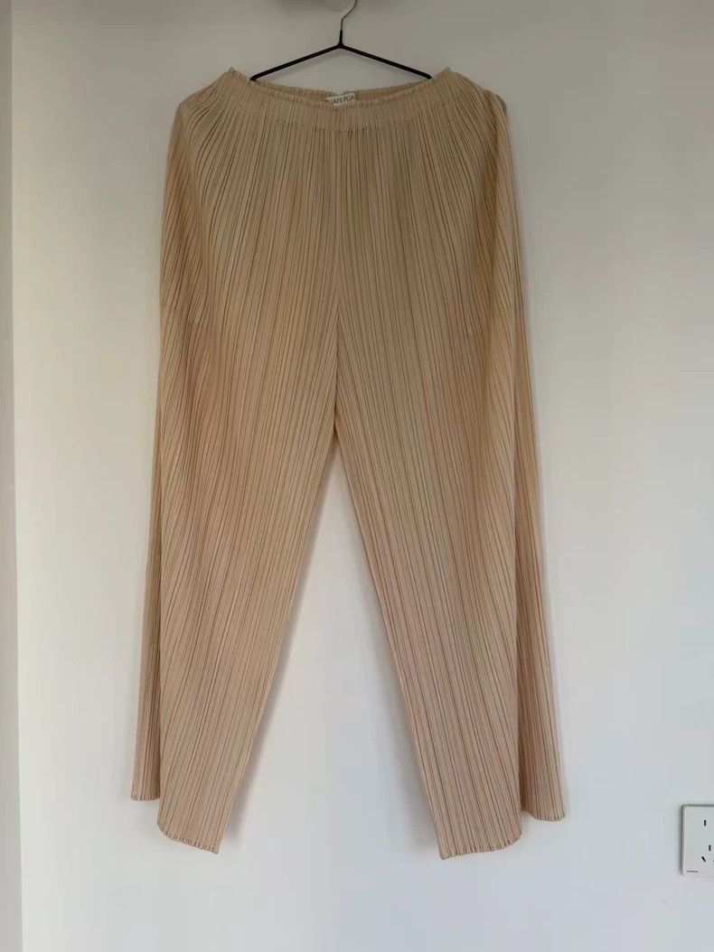 Issey Miyake issey miyake size:3 Beige split trousers Size 42" / US 20 - 2 Thumbnail