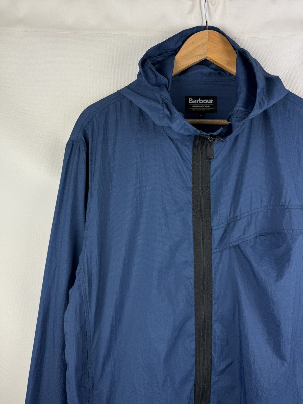 Barbour Barbour International Full Zip Hooded Windbreaker Jacket Size US XL / EU 56 / 4 - 5 Thumbnail