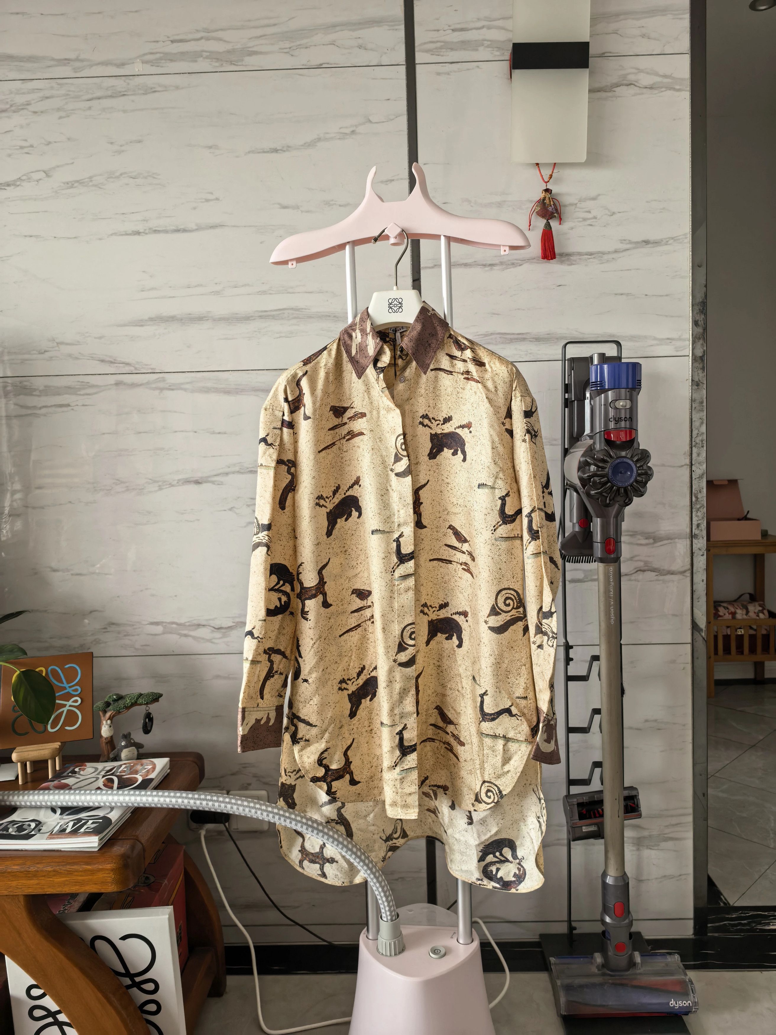 Loewe LOEWE ss23 animal print all over logo long shirt jacket Size XXS / US 00 / IT 34 - 1 Thumbnail