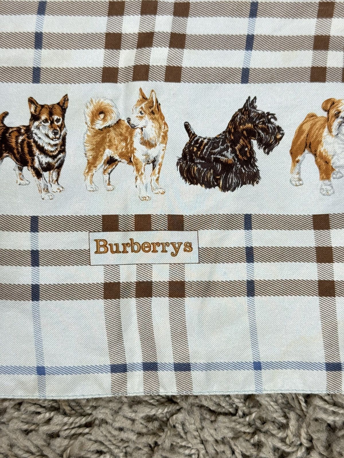 Burberry × Vintage Vintage Burberry 90s silk scarf original luxury item Size ONE SIZE - 2 Thumbnail