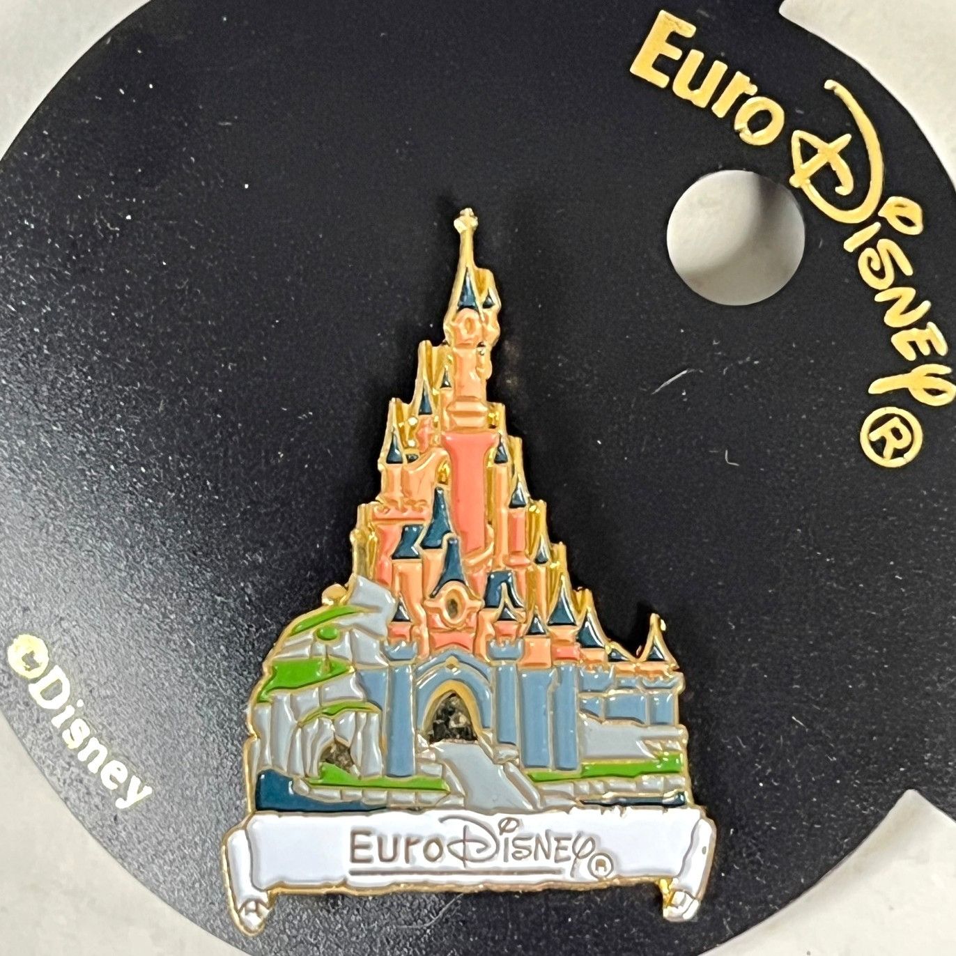 Disney Euro Disney Paris 3 Vtg Pin Keychain Bundle Castle Mickey Mo Size ONE SIZE - 2 Thumbnail