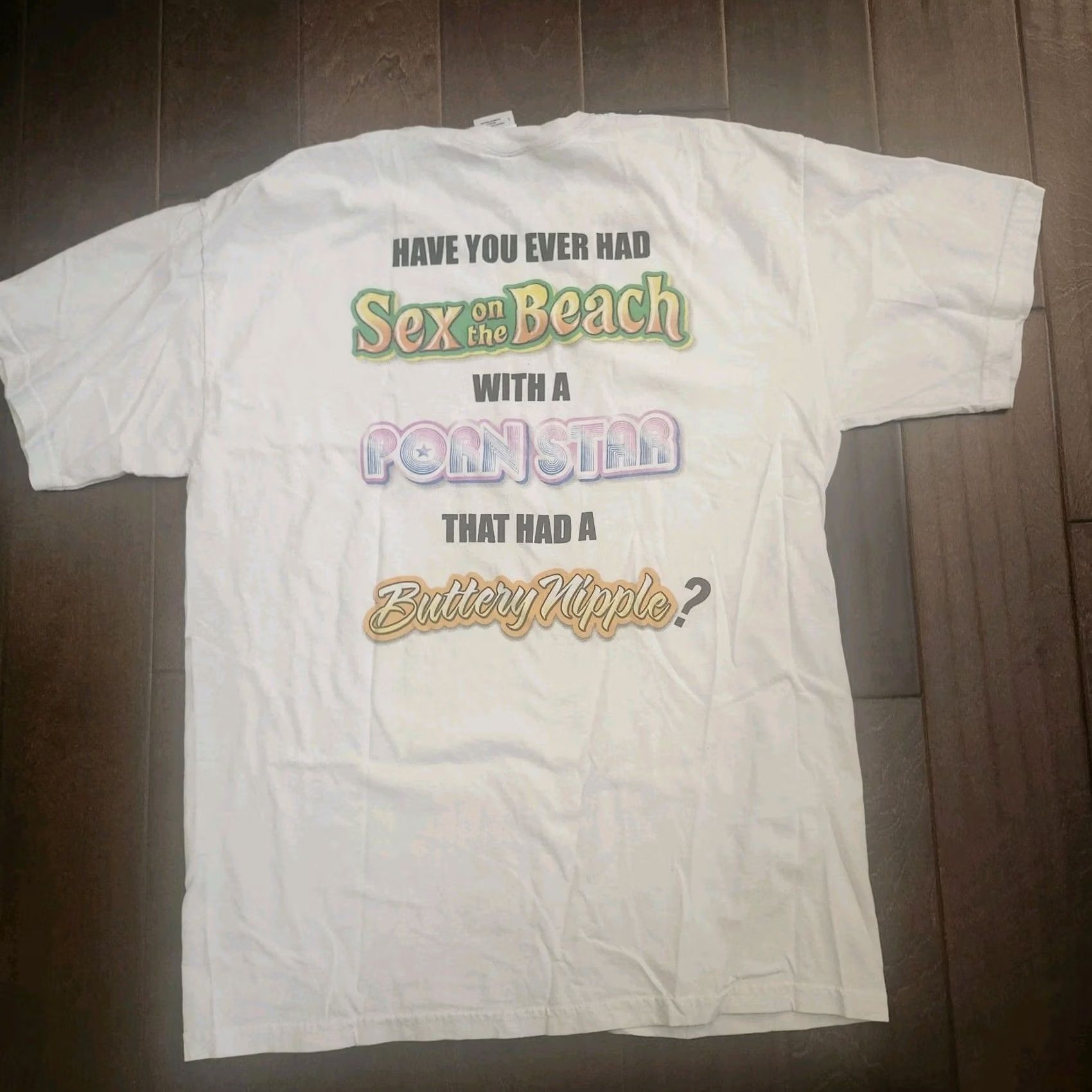 Gildan Gildan Twisted Shotz T Shirt Large White Graphic Print Crew Neck Short Sleeve Men Funny Beach Tee Size US L / EU 52-54 / 3 - 7 Thumbnail