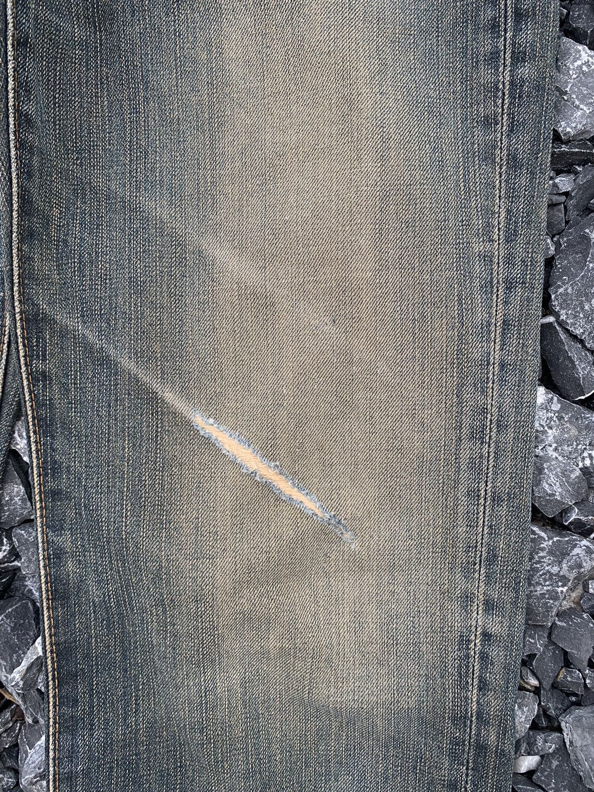 Edwin VINTAGE EDWIN 503ZZ RUSTY MUDWASH JAPANESE DISTRESSED DENIM Size US 30 / EU 46 - 12 Thumbnail