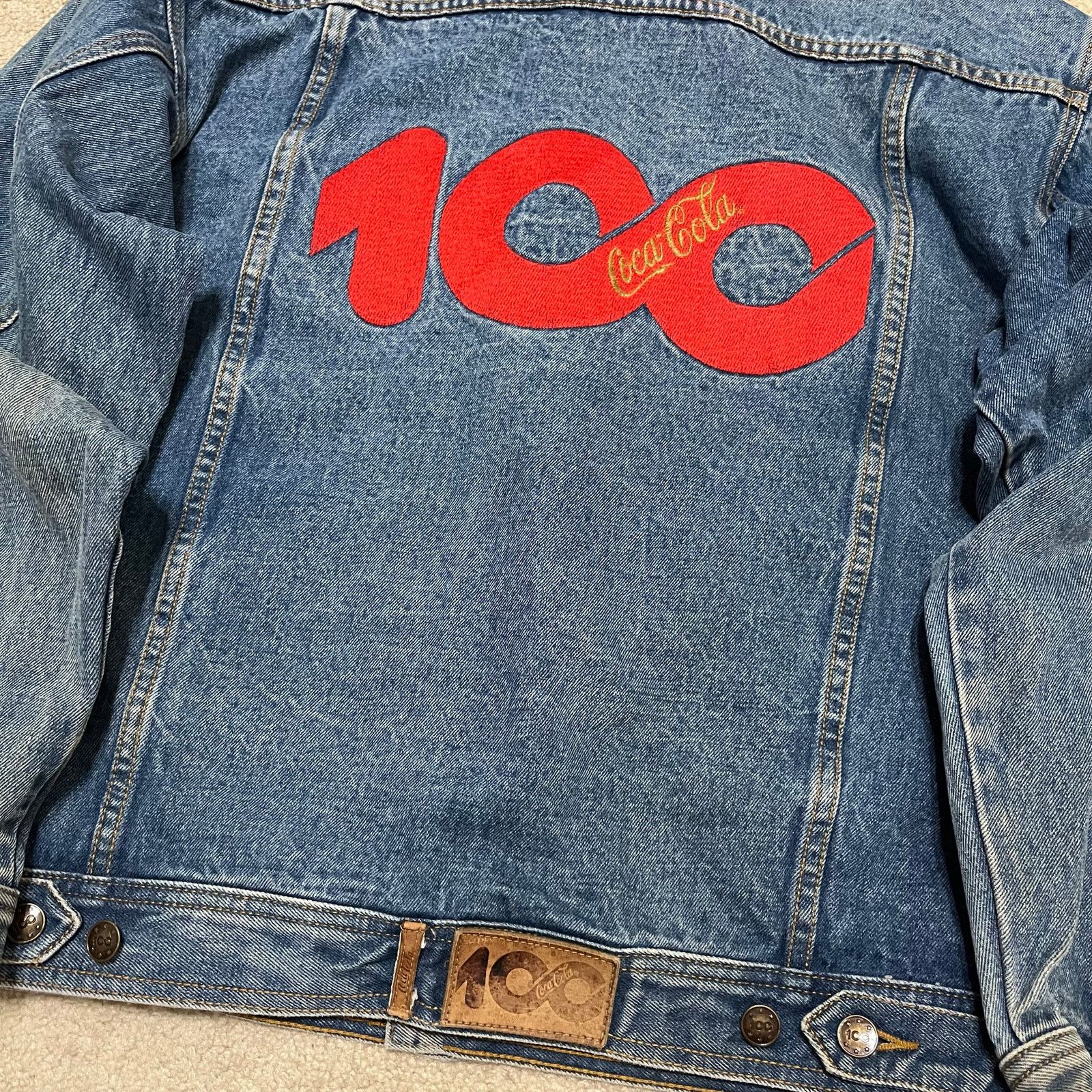 Coca Cola Vintage 90s Coca-Cola 100th Anniversary Denim Trucker Jacket Size US L / EU 52-54 / 3 - 3 Thumbnail