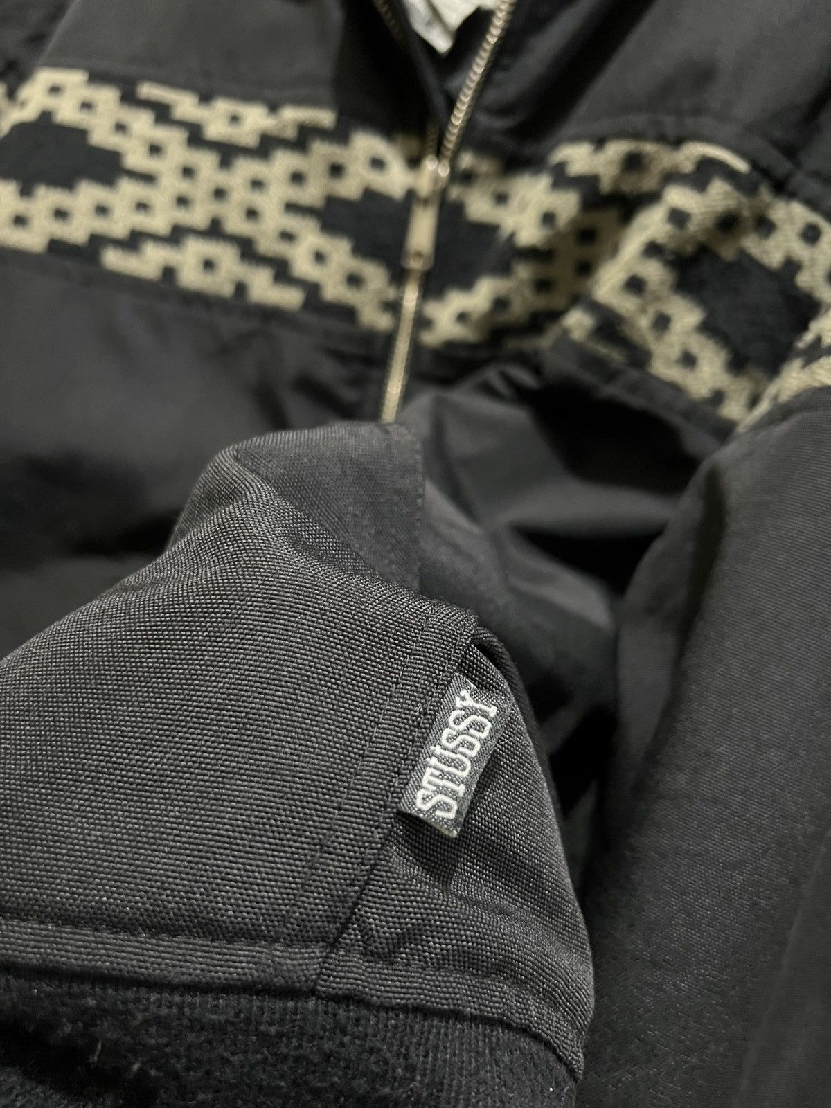 Stussy Vintage 00s Stussy Aztec Heavy Nylon Padded Active Jacket Size US M / EU 48-50 / 2 - 7 Thumbnail