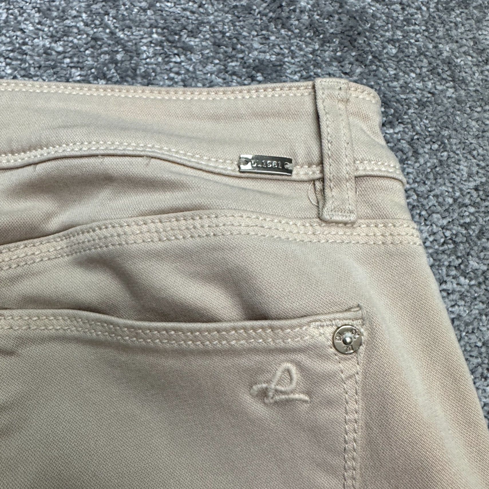 DL1961 DL1961 Angel Mid Rise Skinny Ankle Jeans Womens 27 Beige Denim 5-Pocket City Outdoor Preppy Size 27" / US 4 / IT 40 - 5 Thumbnail