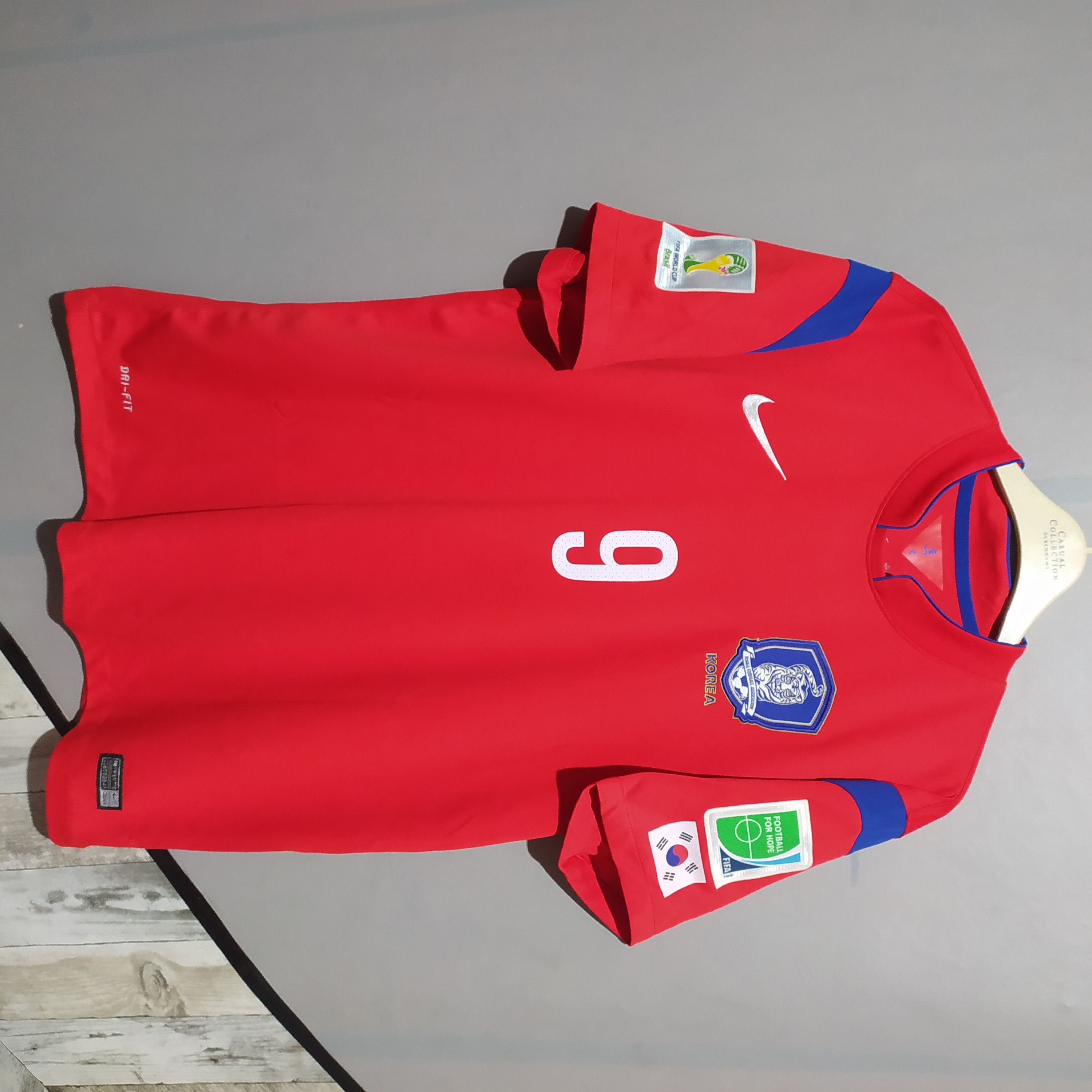 image of Nike X South Korea 2014 9 Son Heungmin Home Jersey in Red, Men's (Size XL)