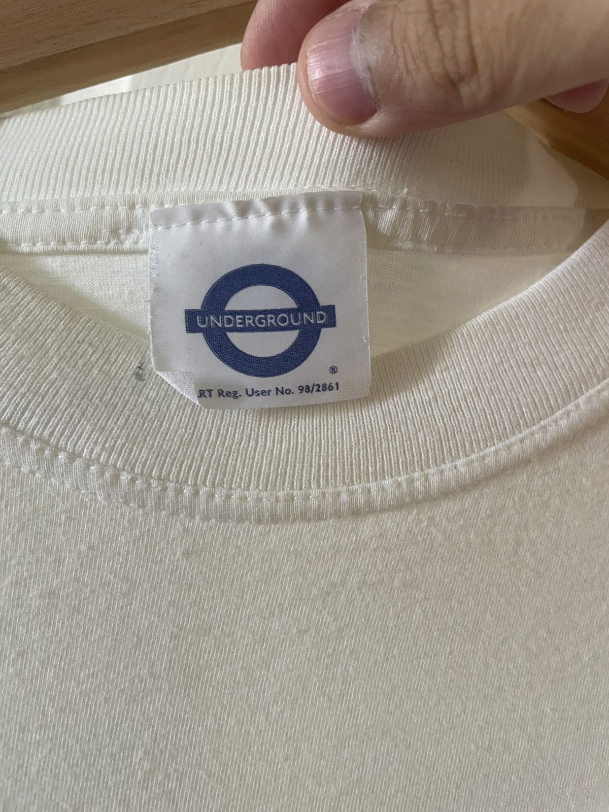 Vintage Vintage London Underground Tee Size US L / EU 52-54 / 3 - 3 Thumbnail