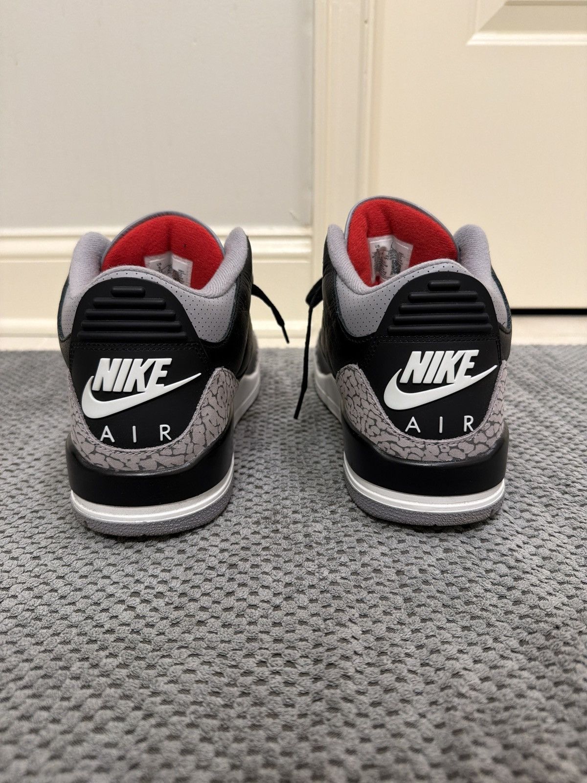 Jordan Brand Jordan 3 Black Cement Size US 9 / EU 42 - 4 Thumbnail