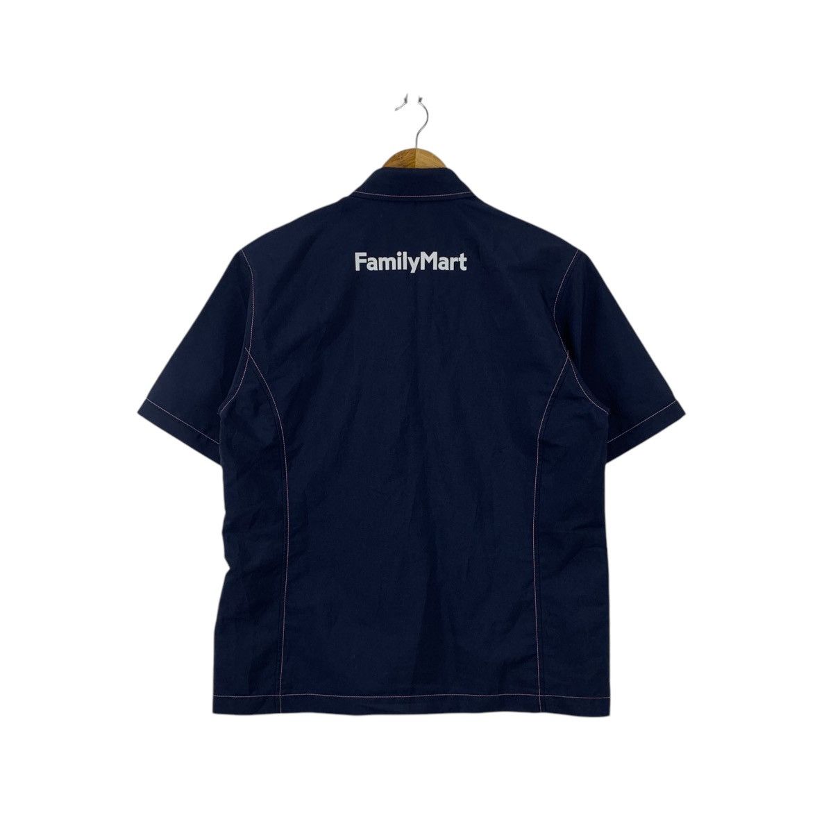 Japanese Brand × Vintage Vintage FAMILY MART Japanese Uniform Stuff Worker Shirts Size US M / EU 48-50 / 2 - 2 Thumbnail