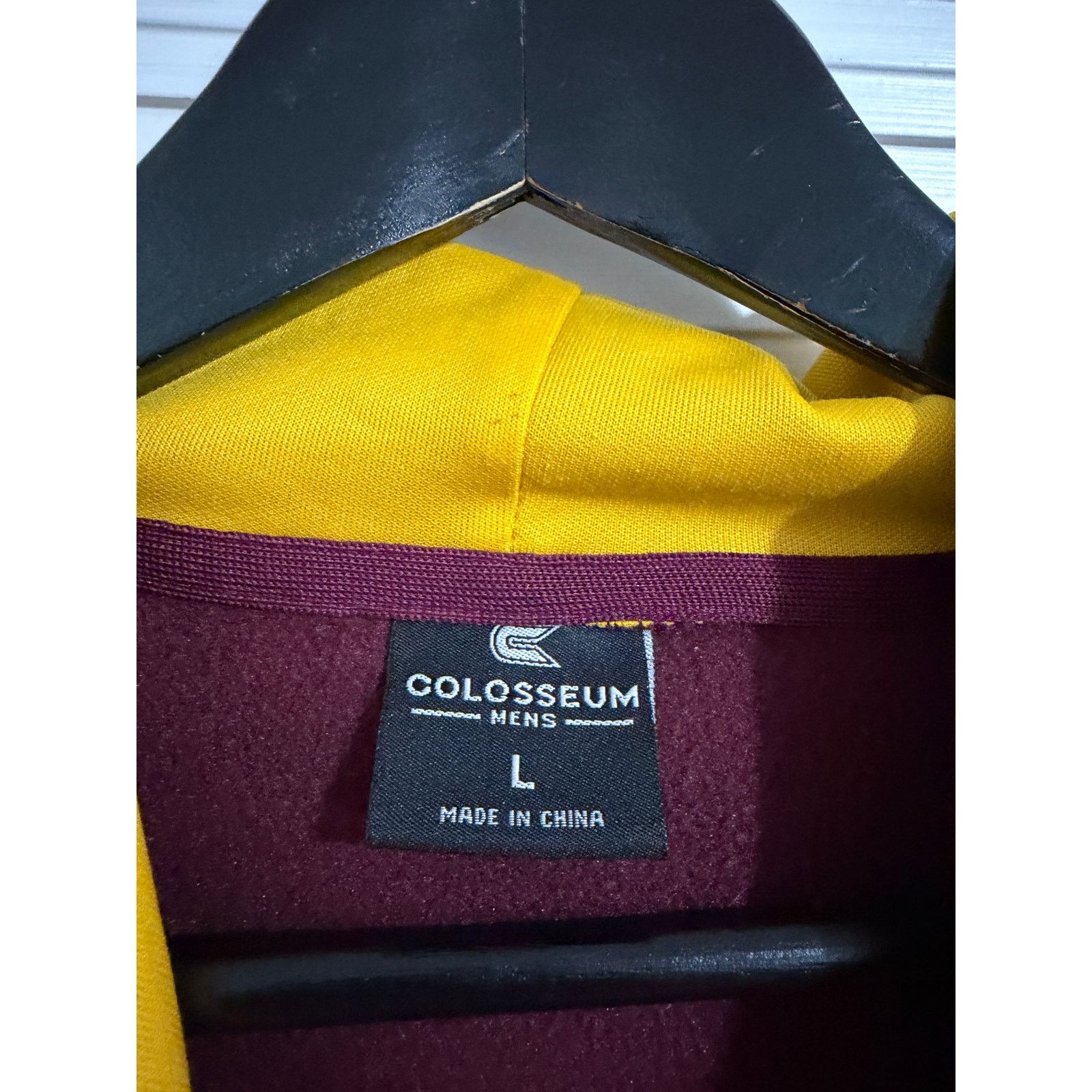 Colosseum Athletics UMD Bulldogs Hoodie Sweatshirt Men's Size Large Size US L / EU 52-54 / 3 - 4 Thumbnail