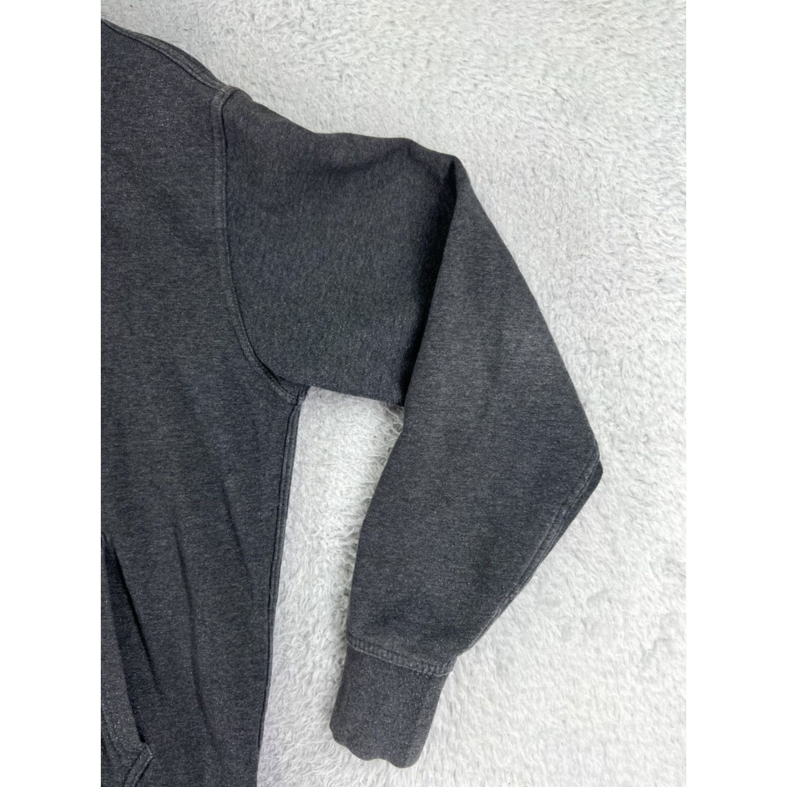 The North Face The North Face Mens Hoodie Hoodie Small Gray Cotton Blend Jersey Pilling, logo shows cracking, please review all photos. Size US S / EU 44-46 / 1 - 5 Thumbnail
