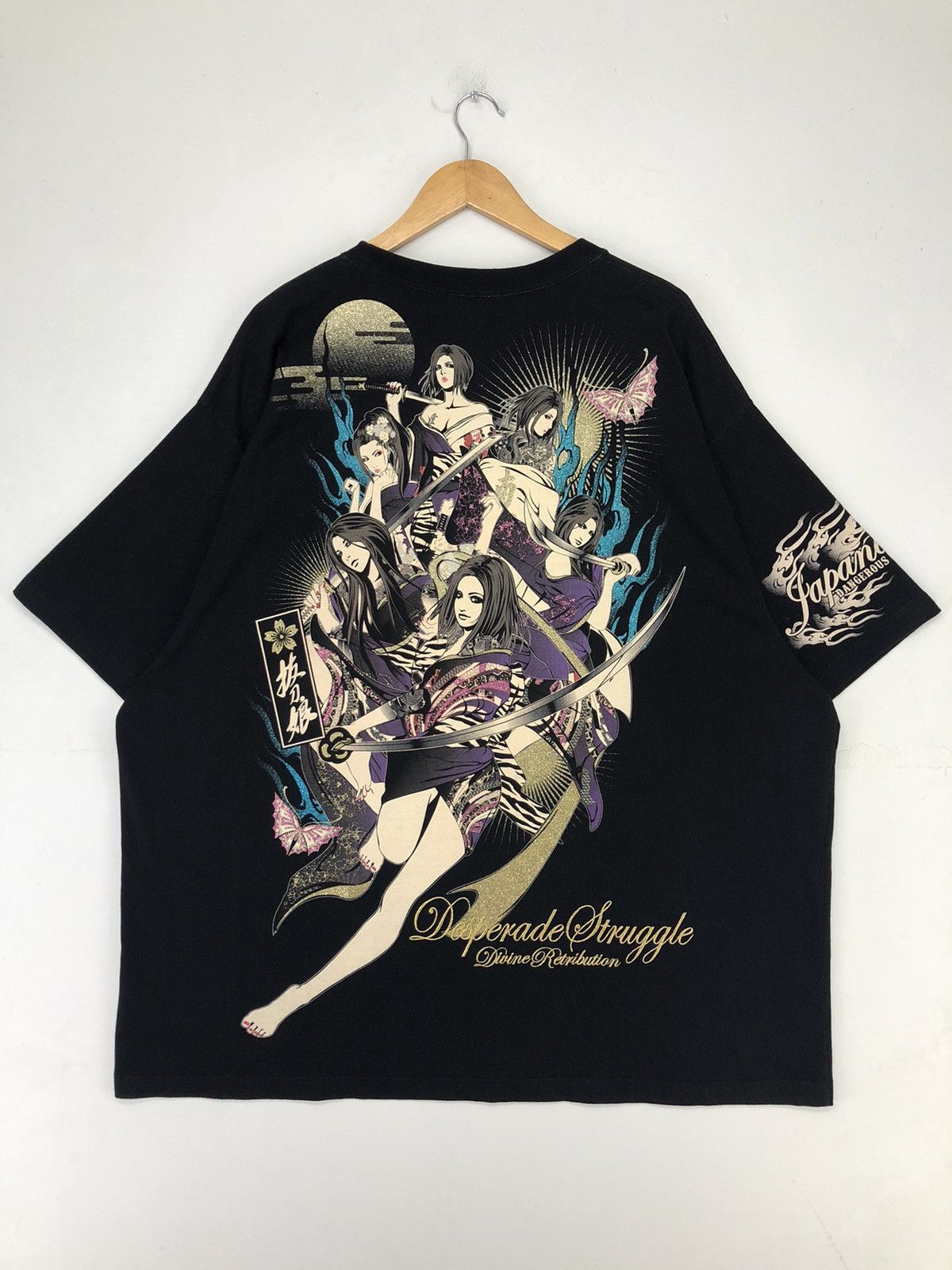 Japanese Brand Divine Retribution Desperade Struggle Big Print Tshirt Size US XXL / EU 58 / 5 - 2 Thumbnail
