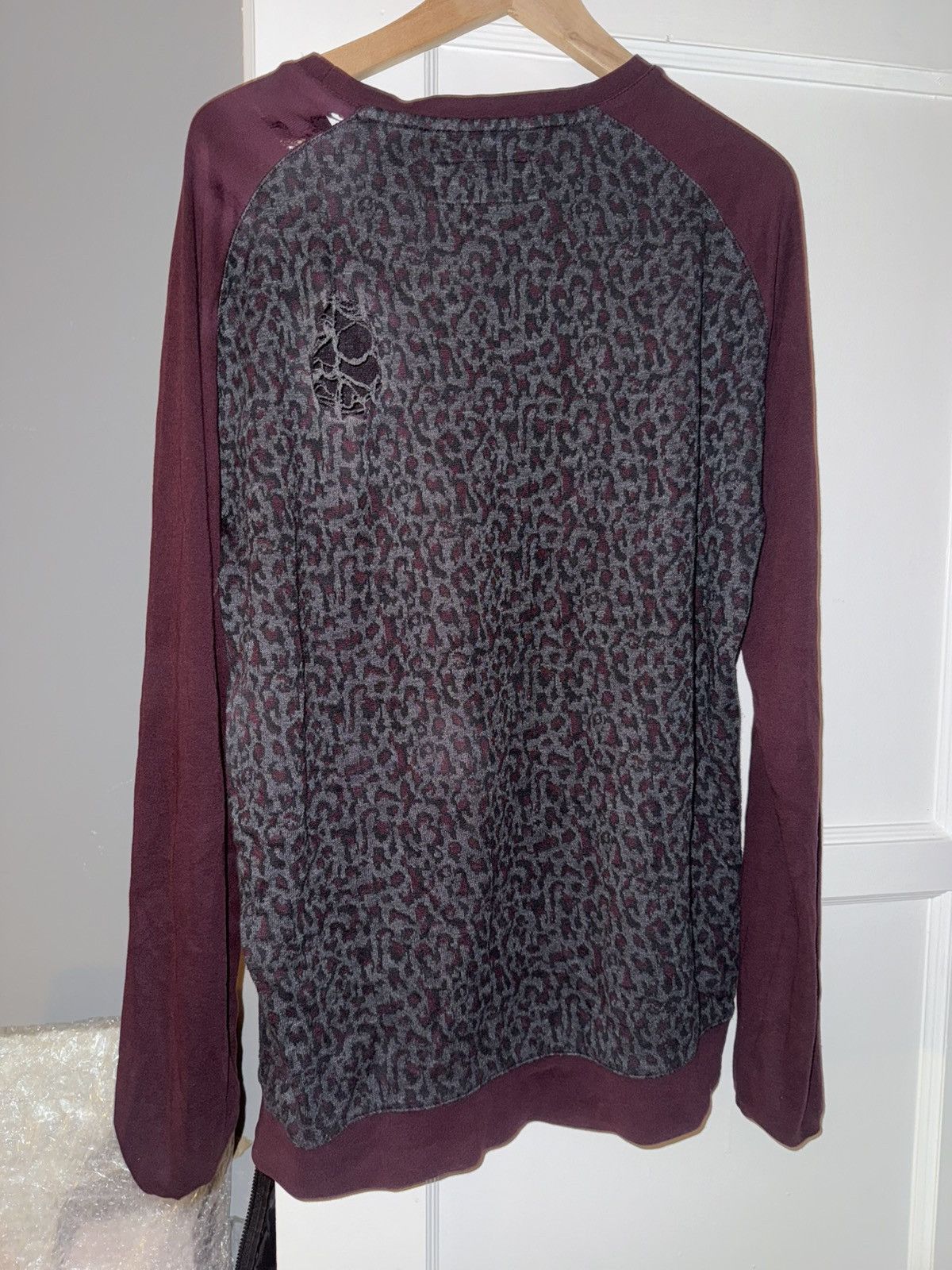 Ted Baker Ted Baker Vintage Distressed Cheetah Print Long Sleeve Size US M / EU 48-50 / 2 - 2 Thumbnail