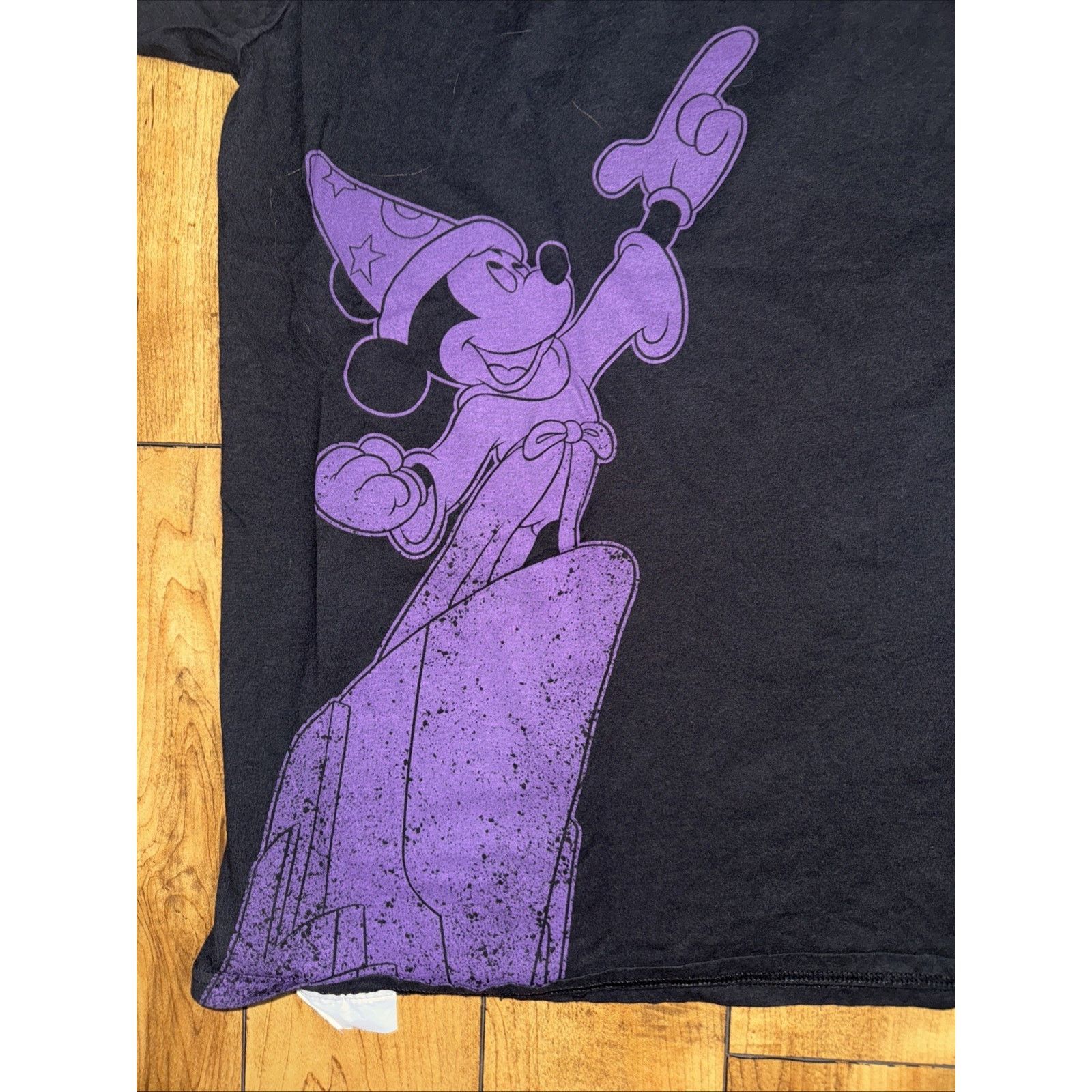 Disney Disney Fantasmic Graphic T-Shirt XL Black Dragon Show 23x28 Size US XL / EU 56 / 4 - 6 Thumbnail