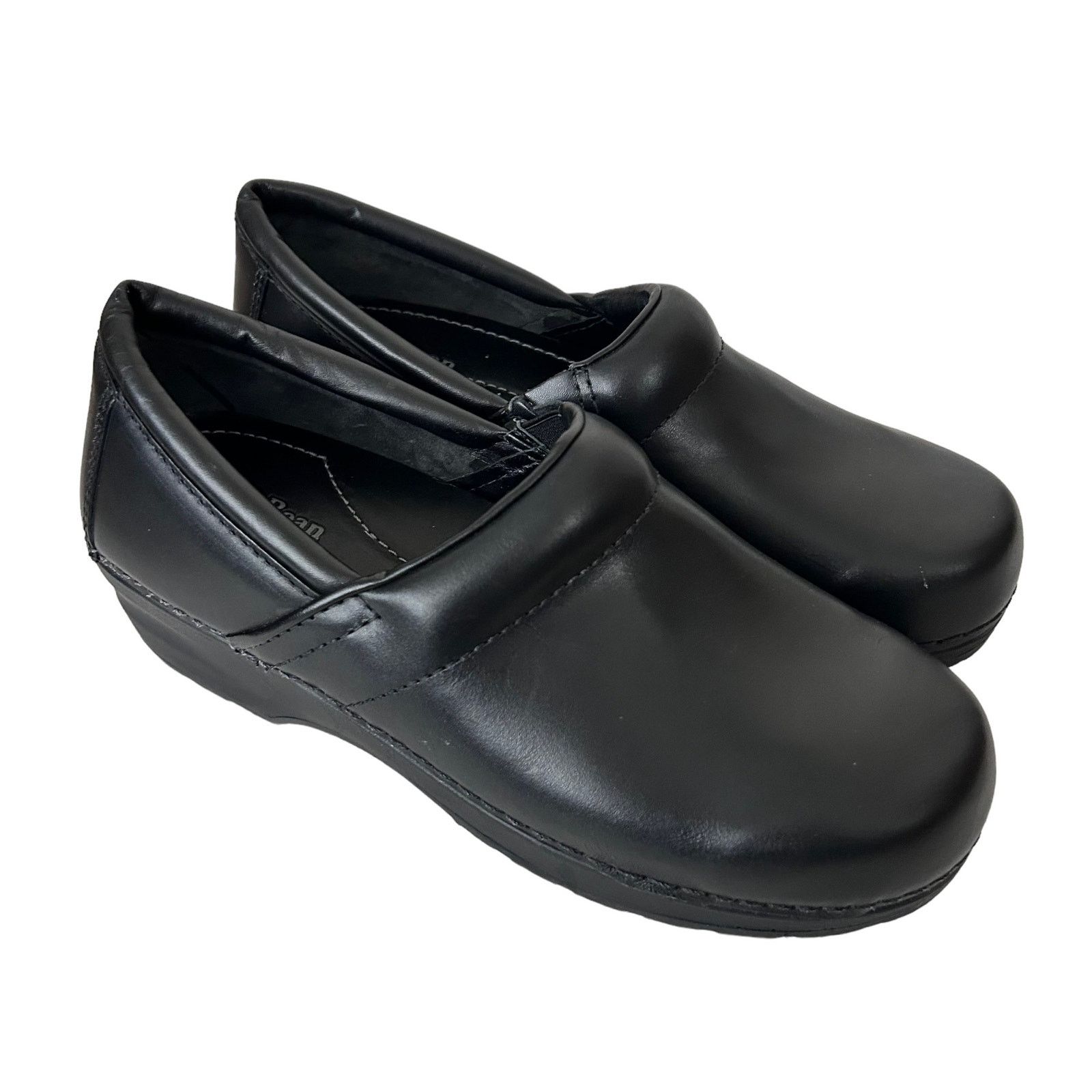 L.L. Bean LL Bean Black Leather Slip On Clogs Sz 7.5 Size US 7.5 / IT 37.5 - 1 Thumbnail