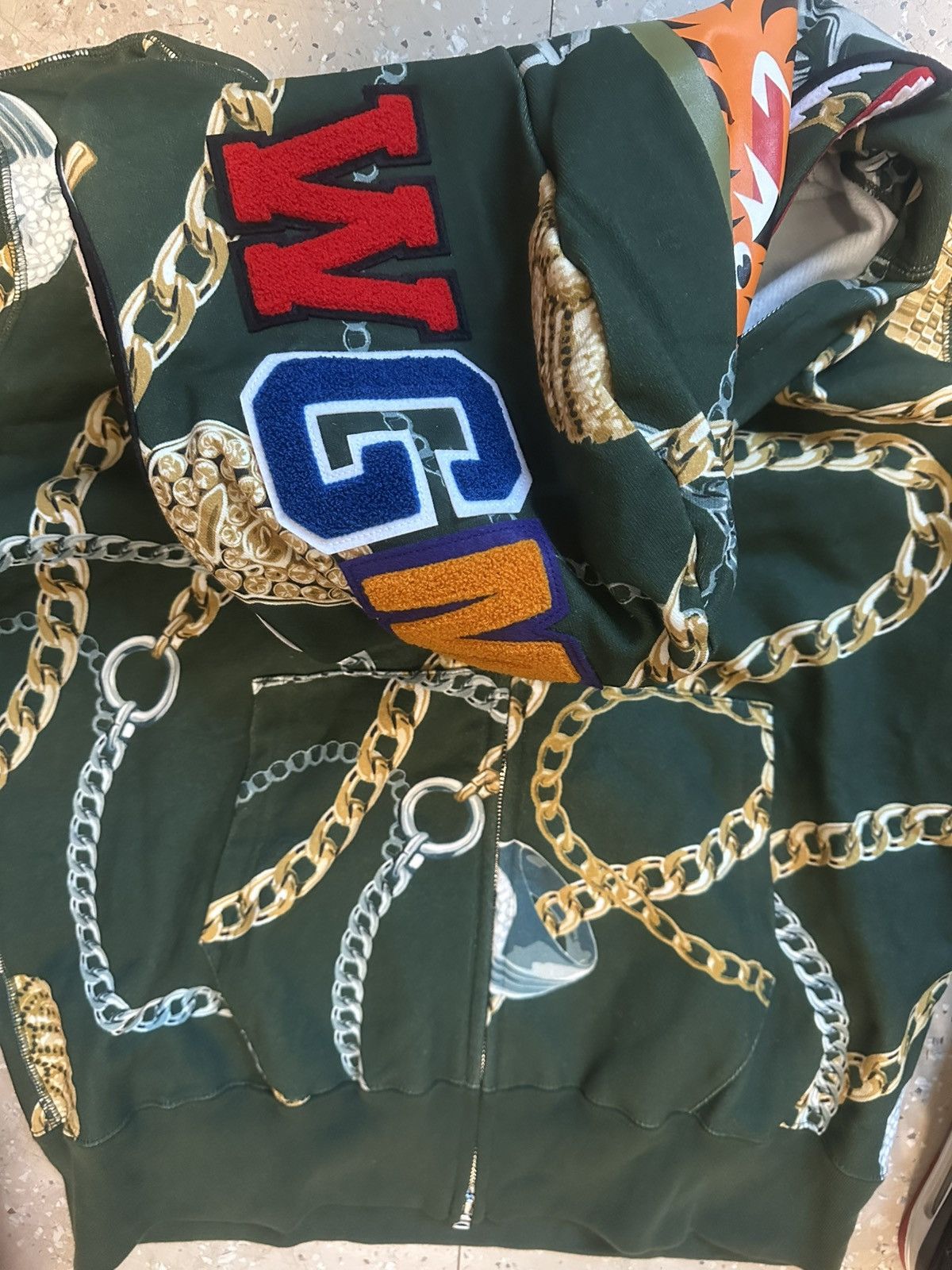 Bape Bape Gold chain shark shoodie Size US M / EU 48-50 / 2 - 3 Thumbnail