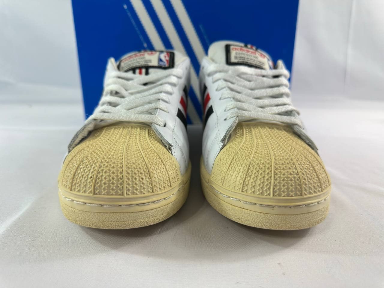 Adidas adidas Superstar 2 NBA 2010 Sneakers Size US 11 / EU 44 - 3 Thumbnail