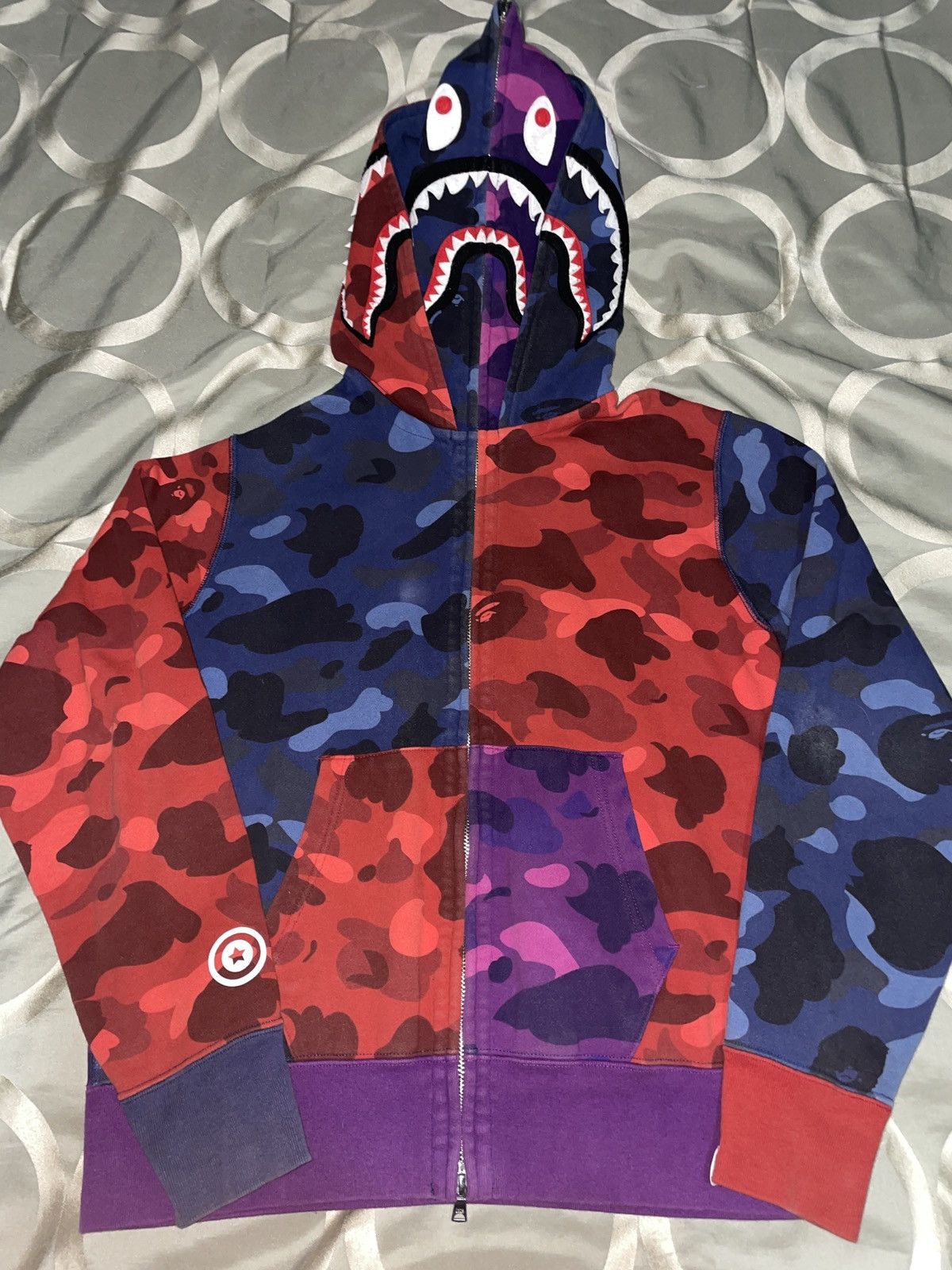 Bape Bape crazy camo red blue purple double shark hoodie Size US S / EU 44-46 / 1 - 1 Thumbnail