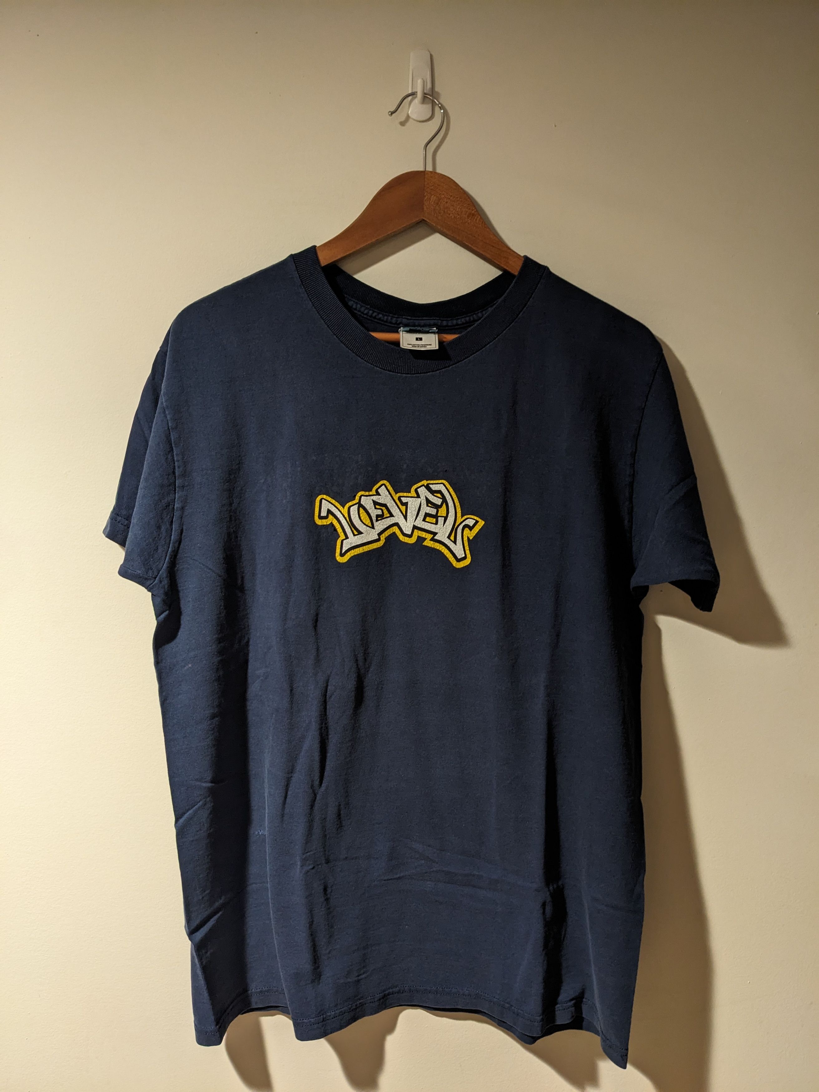 Vintage × Zumiez Vintage Y2K Levels Skateboard Logo Spell Out RARE T-Shirt Size US L / EU 52-54 / 3 - 1 Thumbnail