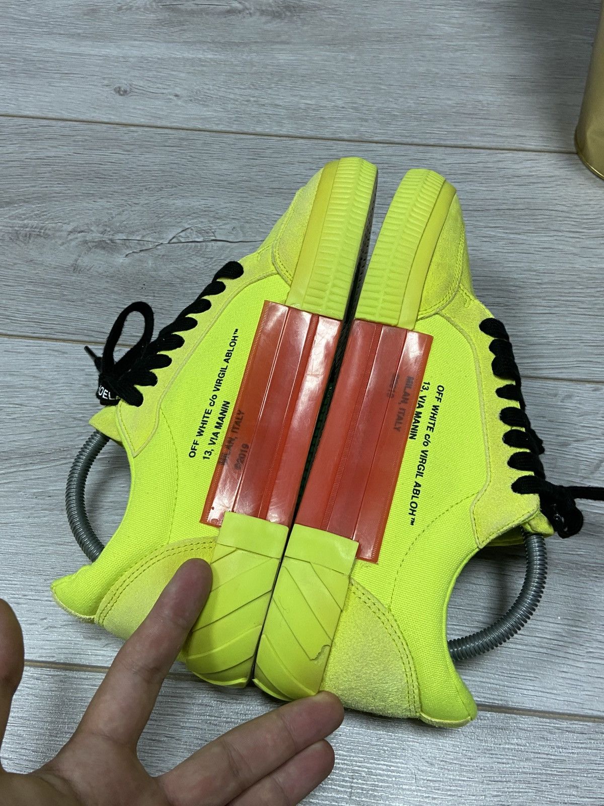 Off-White Off-White 2013 green vulcanized Virgil Abloh arrows shoes 42 Size US 9 / EU 42 - 9 Thumbnail