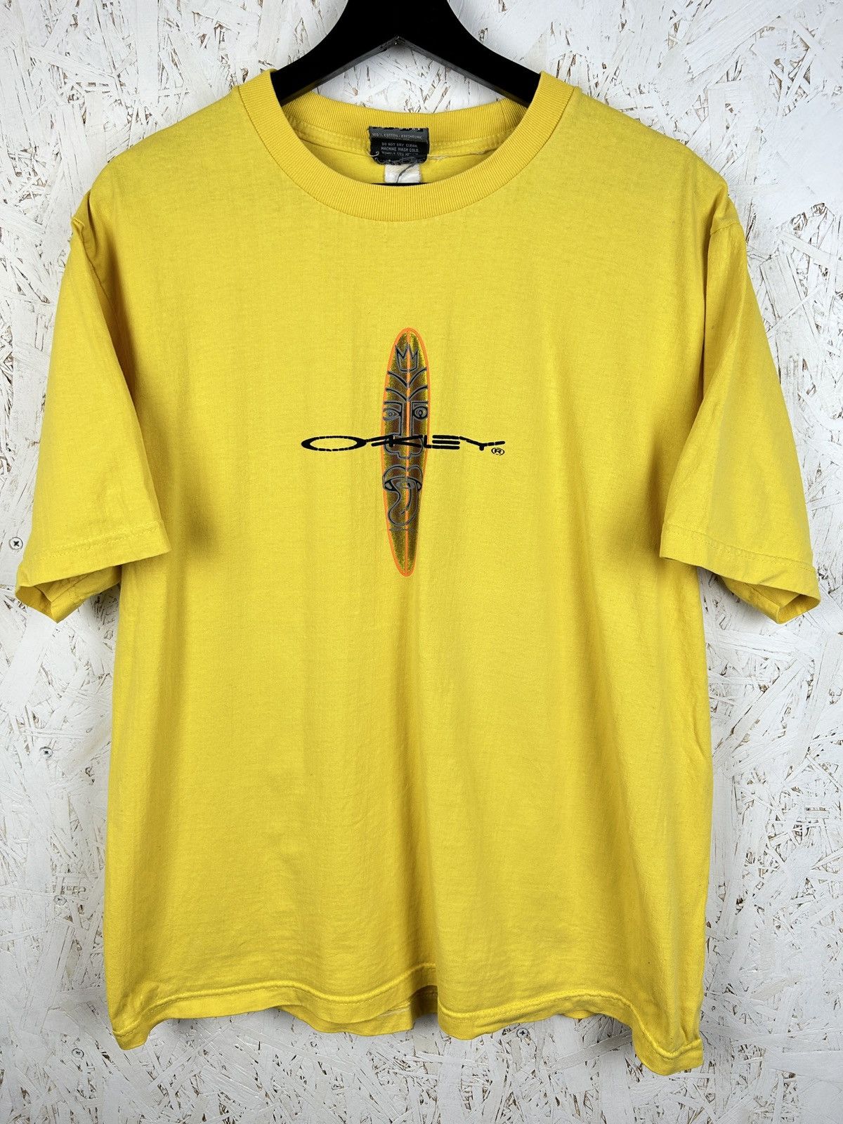 Vintage 90s Vintage Oakley Software Tiki Surf Board T-Shirt