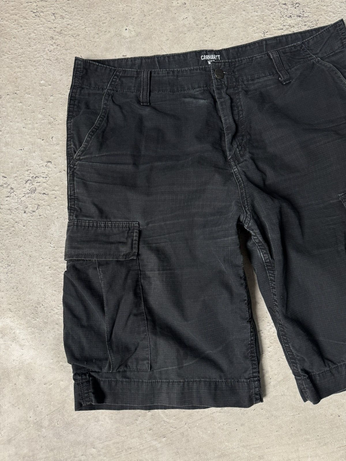 Carhartt Carhartt washed rap shorts y2k style streetwear Size US 33 - 2 Thumbnail
