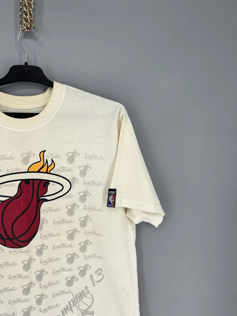 NBA Miami Heat NBA White T-Shirt The Champions 13 Short Sleeve Size US L / EU 52-54 / 3 - 5 Thumbnail