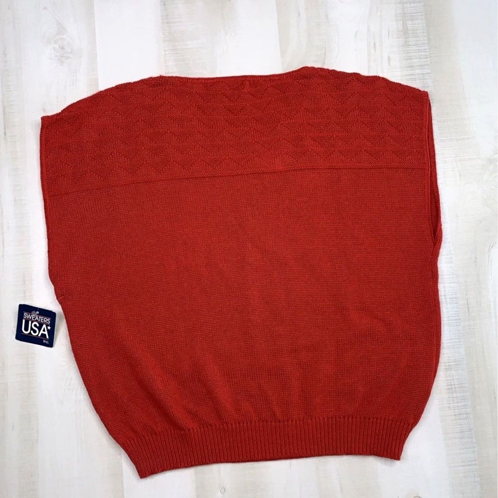 Nautica VINTAGE Sweaters USA Inc. Red Sailboat Knit Top Nautical Casual Sleeveless Round Neck Pullover 90s Women L Red Knit 80s-90s NWT Size L / US 10 / IT 46 - 7 Thumbnail