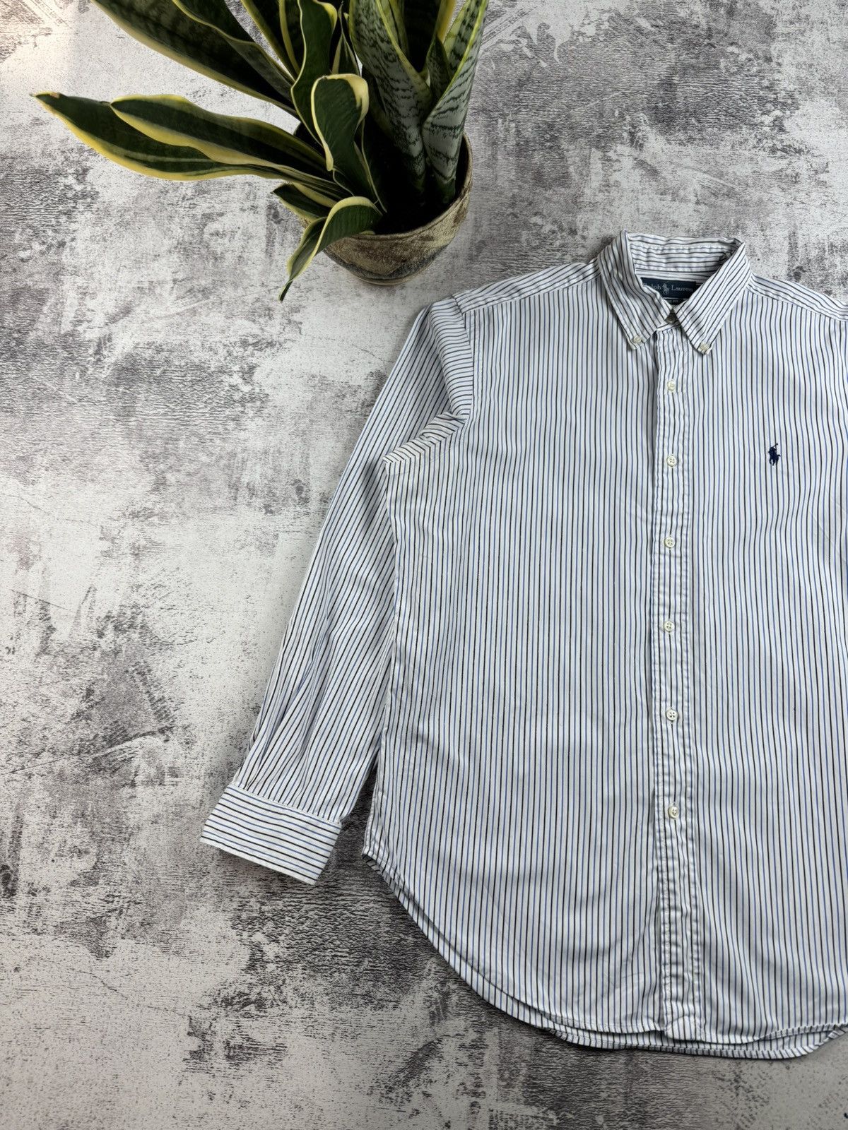 Polo Ralph Lauren Polo Ralph Lauren 16 34/35 Size White Button Striped Classic LongSleeve Shirt Size US M / EU 48-50 / 2 - 2 Thumbnail