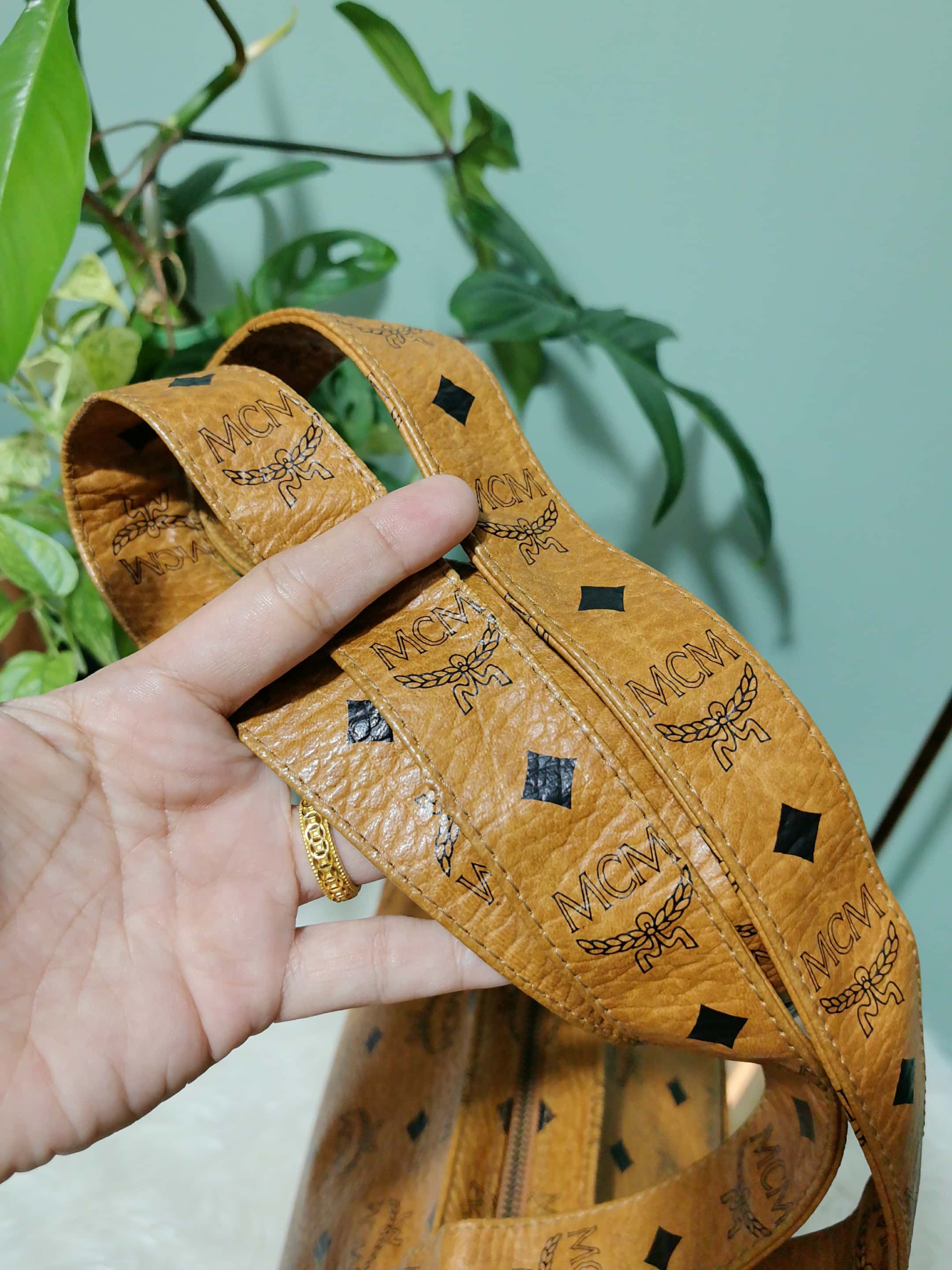 MCM VINTAGE MCM COGNAC VISETOS SHOPPER TOTE MADE in GERMANY Size ONE SIZE - 9 Thumbnail