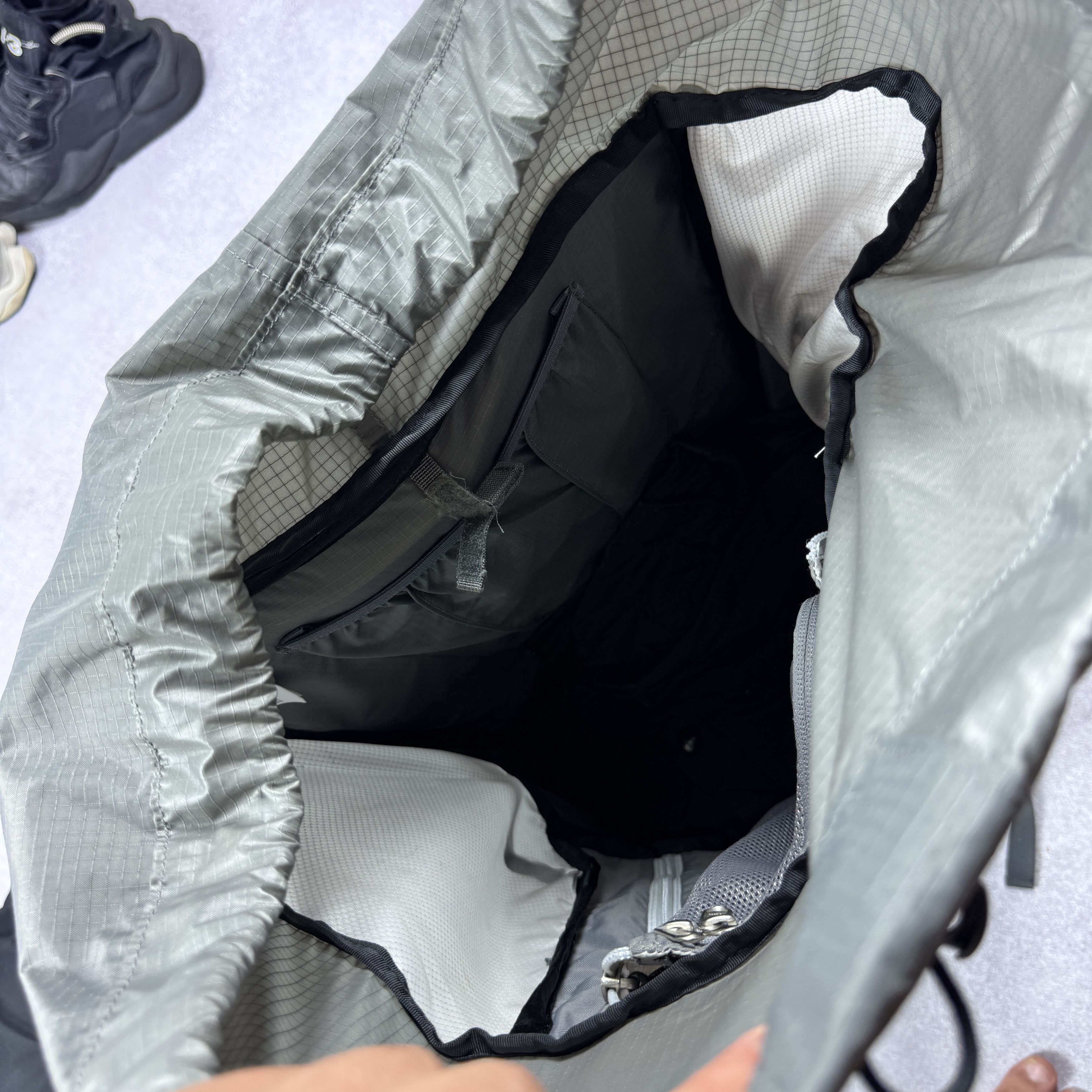 The North Face The North Face Conness 65 Hikking Backpack Gray Blue Size ONE SIZE - 17 Thumbnail
