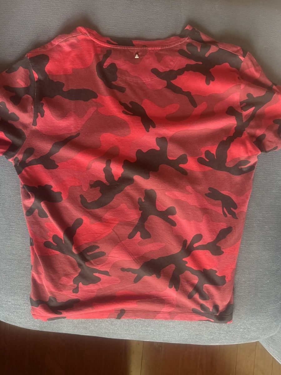 Valentino Valentino Red Camo T-Shirt – Made in Italy Size US S / EU 44-46 / 1 - 3 Thumbnail