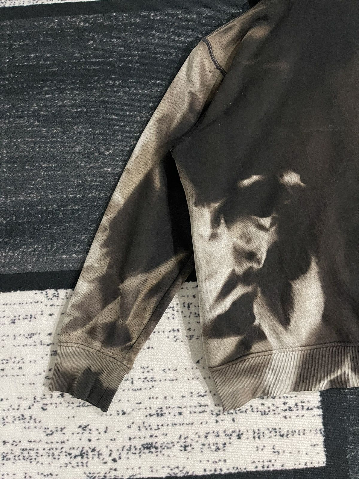 Uniqlo Uniqlo Distressed Sweatshirt Hoodie Size US XL / EU 56 / 4 - 16 Thumbnail