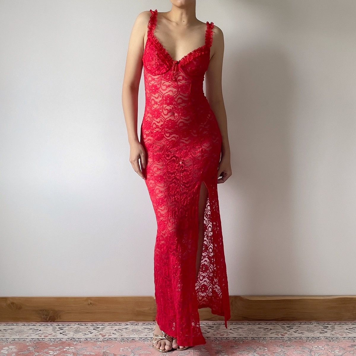 Vintage Vintage Red Lace Sheer Slip Dress (XS-S) Size S / US 4 / IT 40 - 11 Thumbnail