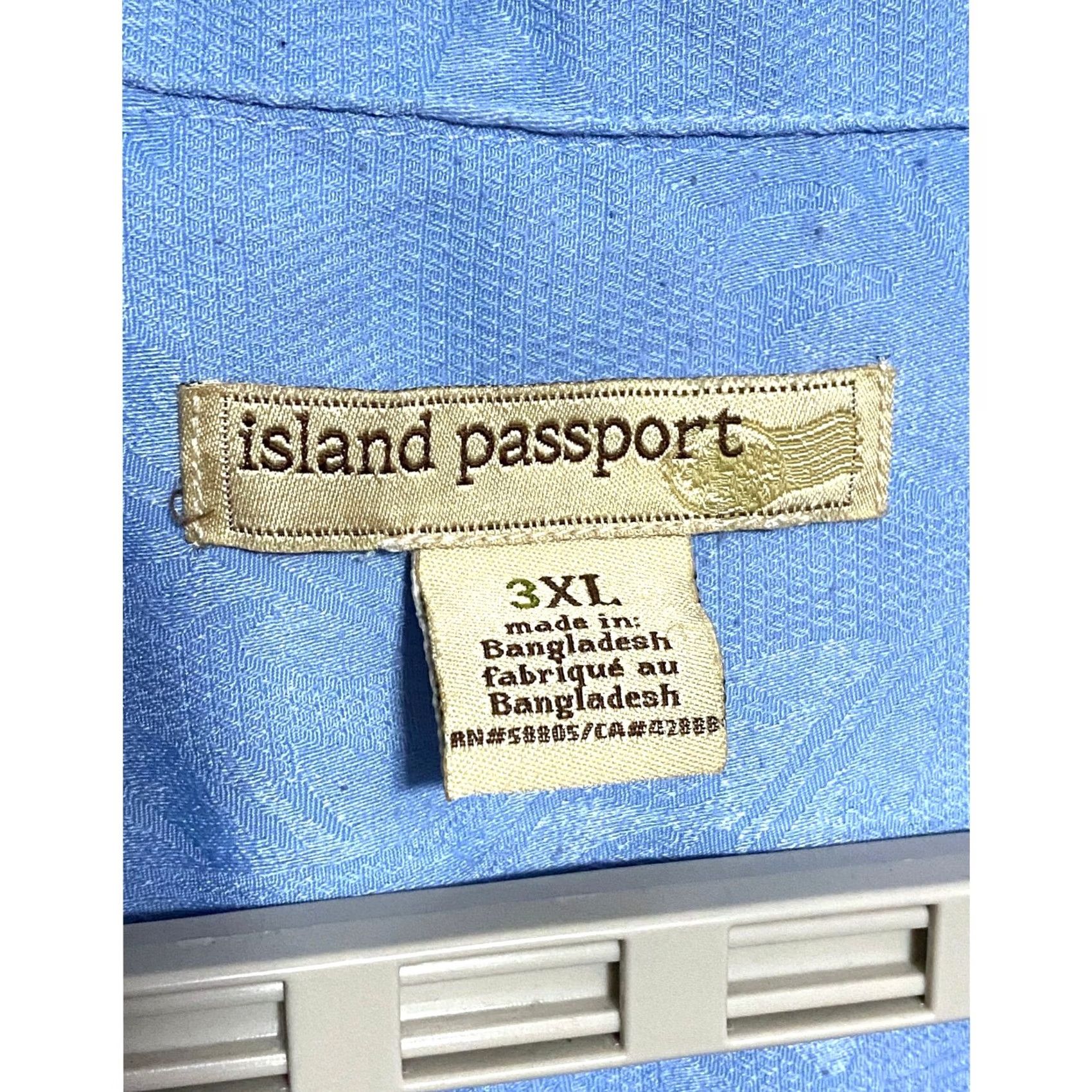 Vintage VINTAGE Island Passport Hawaiian Blue Button Shirt Men 3XL Resort Tropical Leaf Jacquard Size US XXL / EU 58 / 5 - 6 Thumbnail