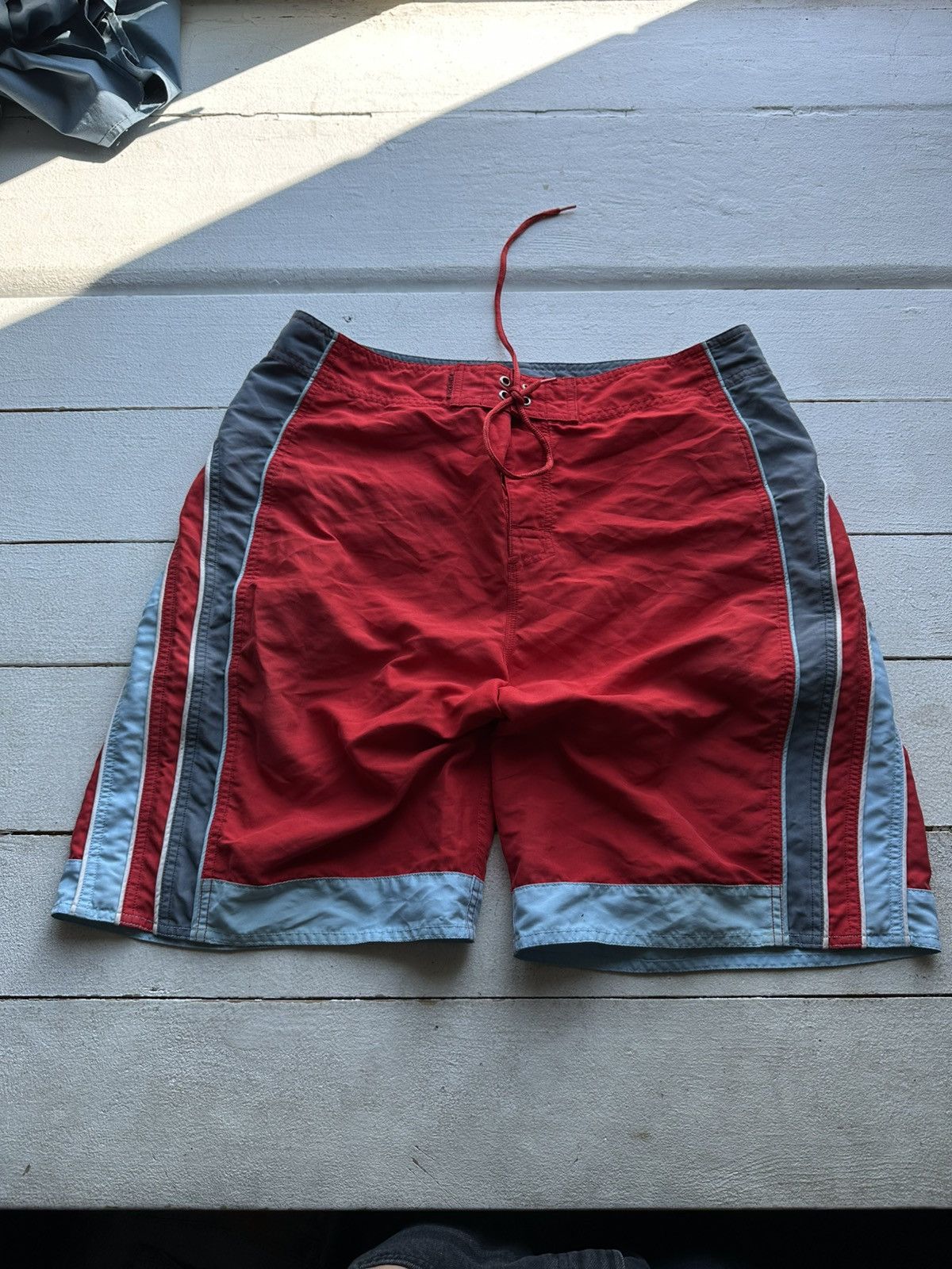 Quiksilver 🚨Vintage Quiksilver Shorts Big Logo Y2K Style 90s Surfing Size US 32 / EU 48 - 1 Thumbnail