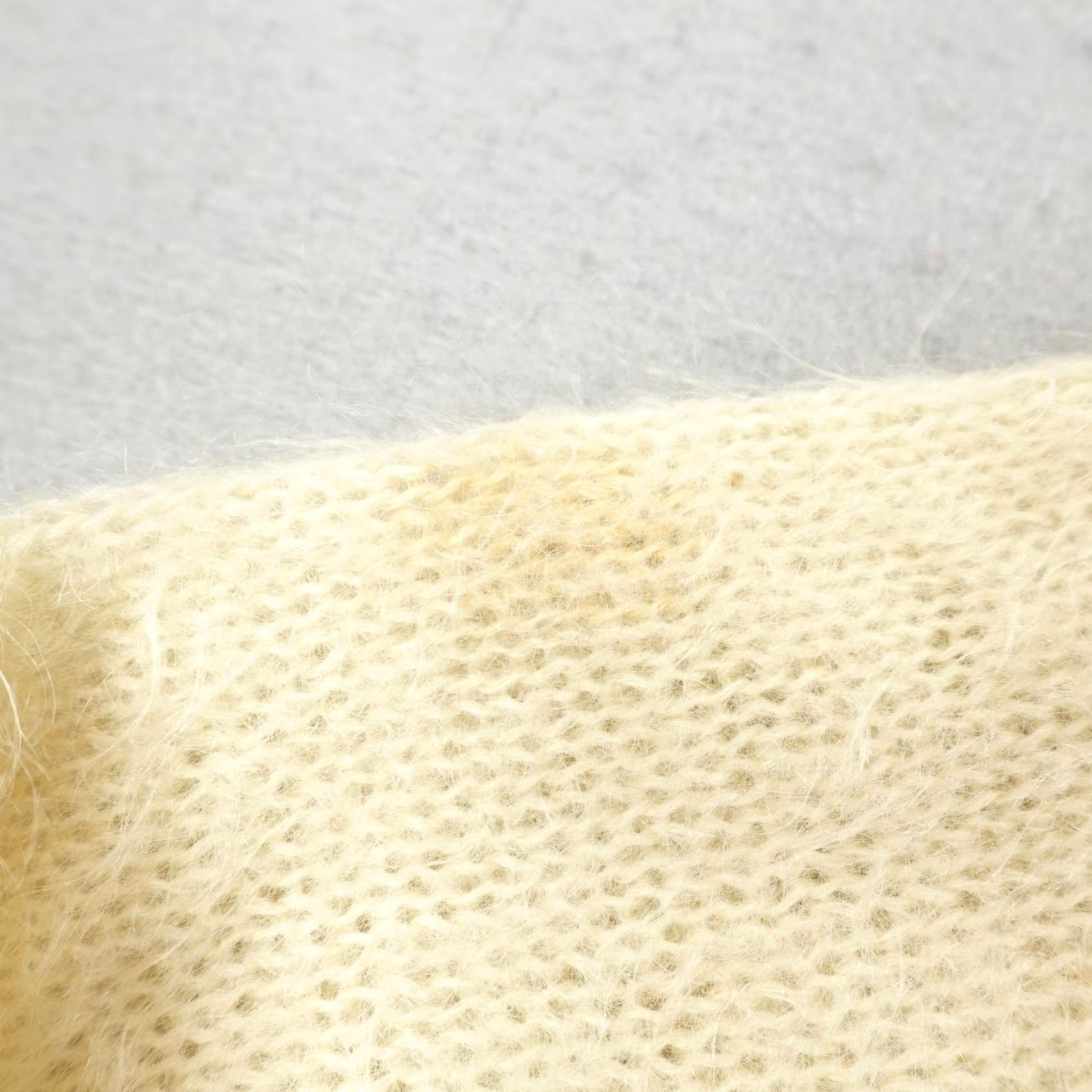 Vintage VINTAGE Garland Sweater Womens Medium Beige Knit V Neck Pullover Acrylic 50s Size M / US 6-8 / IT 42-44 - 5 Thumbnail