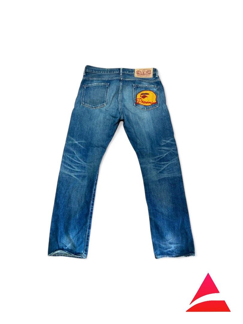 Bape A Bathing Ape (BAPE) - M Jeans Denim Embroidered Blue Size US 32 / EU 48 - 1 Thumbnail
