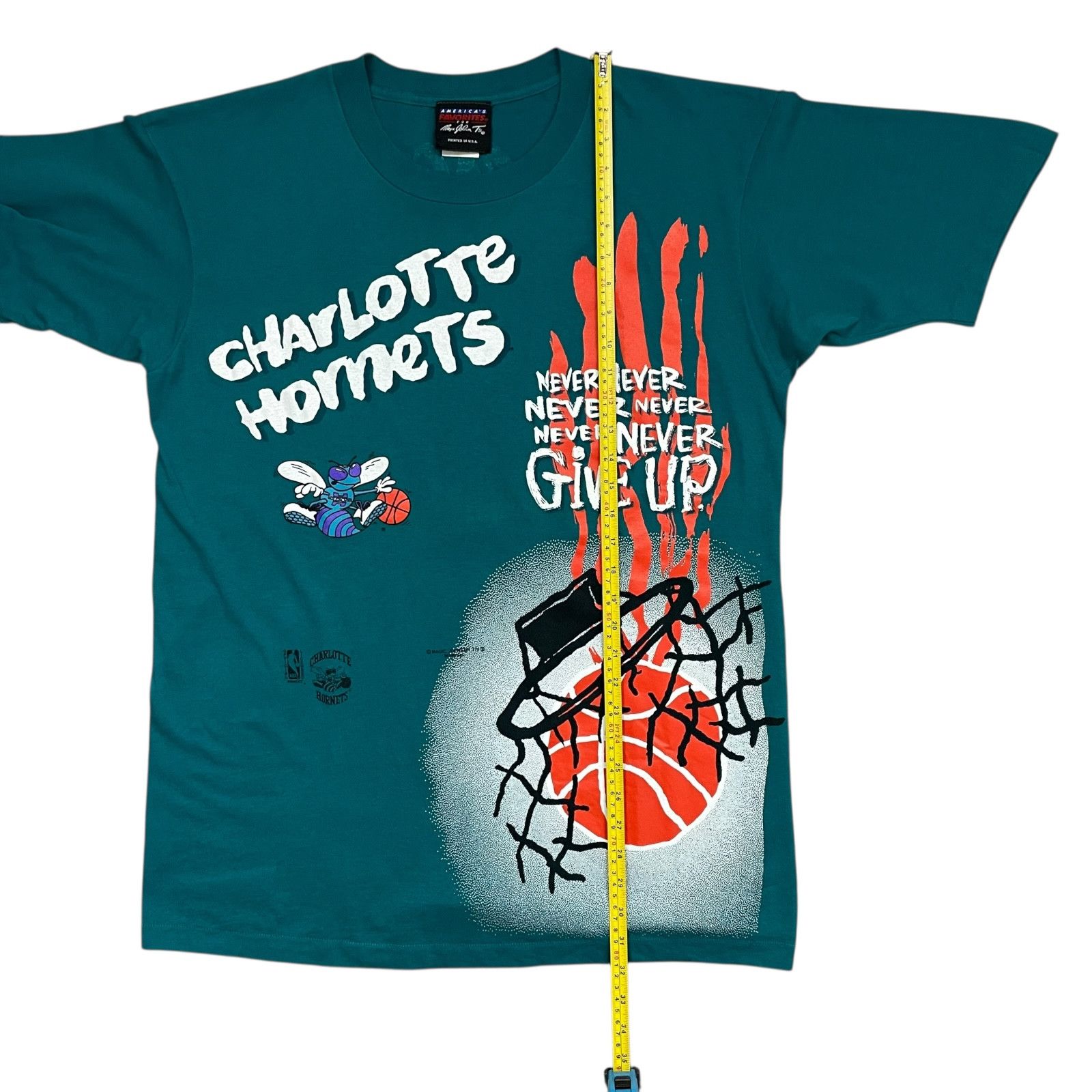 NBA VTG 90s CHARLOTTE HORNET MAGIC JOHNSON T'S AOP T-SHIRT Sz L Size US L / EU 52-54 / 3 - 8 Thumbnail