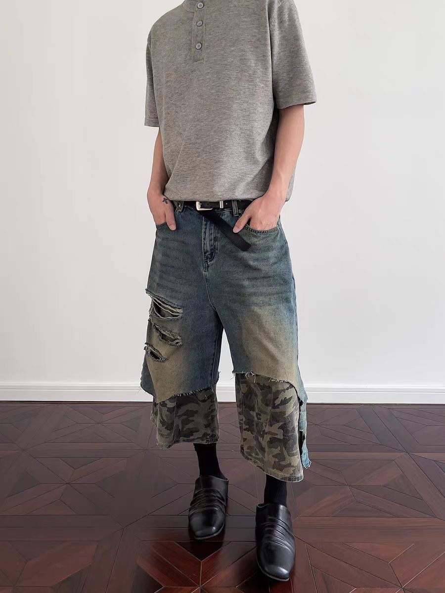 Jean Casual Loose-Fit Ripped Camouflage Shorts Size US 30 / EU 46 - 4 Thumbnail