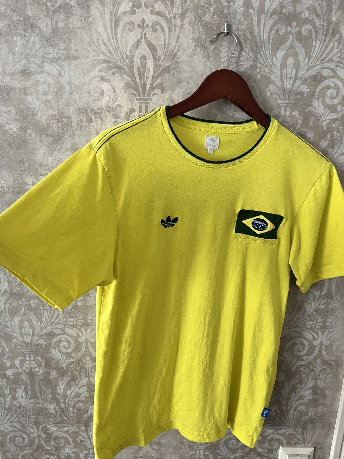 Adidas Vintage Adidas Brasil Football Tee Brazil Soccer Shirt Size US M / EU 48-50 / 2 - 4 Thumbnail