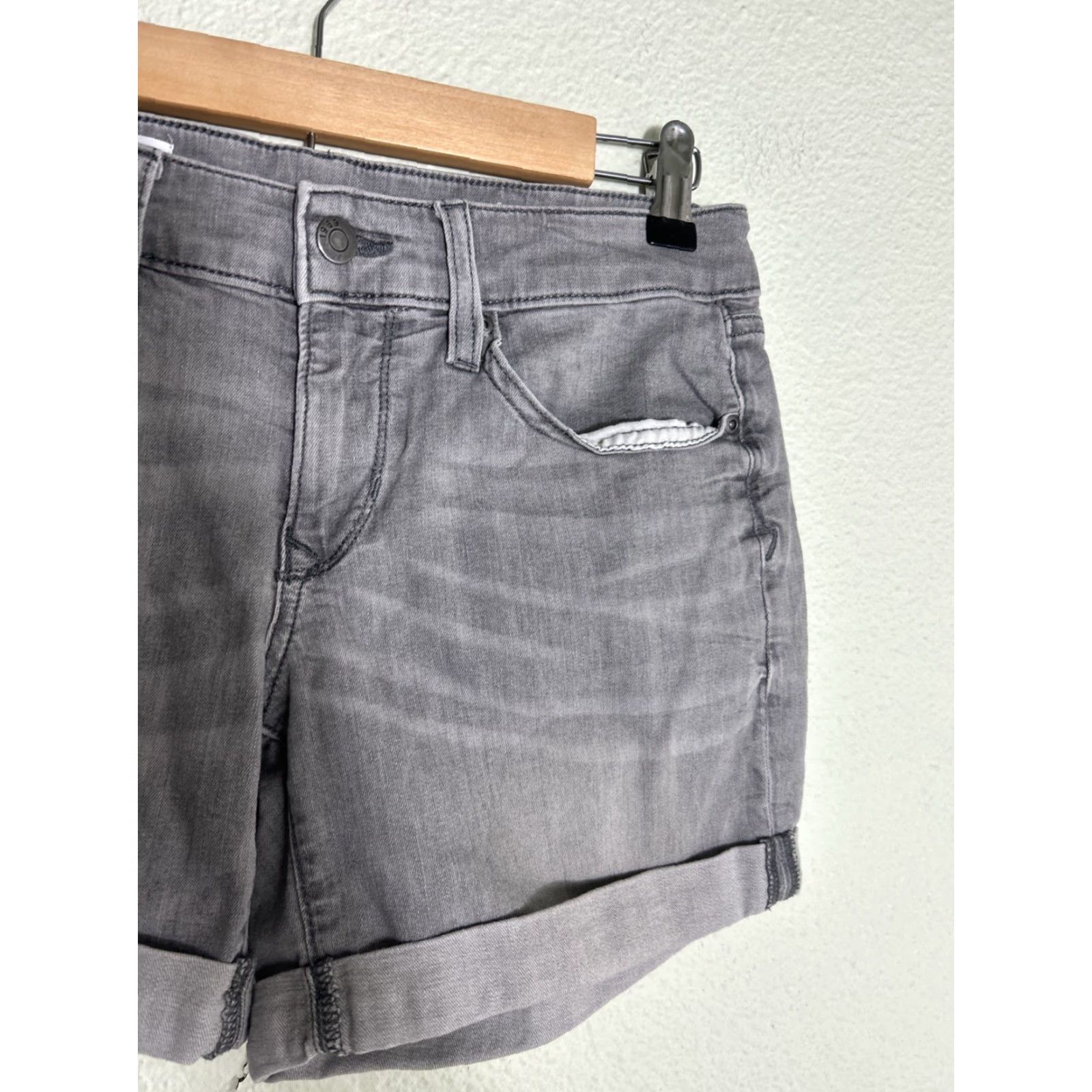 Gap VINTAGE Gap Sexy Boyfriend Shorts Womens Size 28/6 Gray 28x5 Hepburn Size 28" / US 6 / IT 42 - 3 Thumbnail