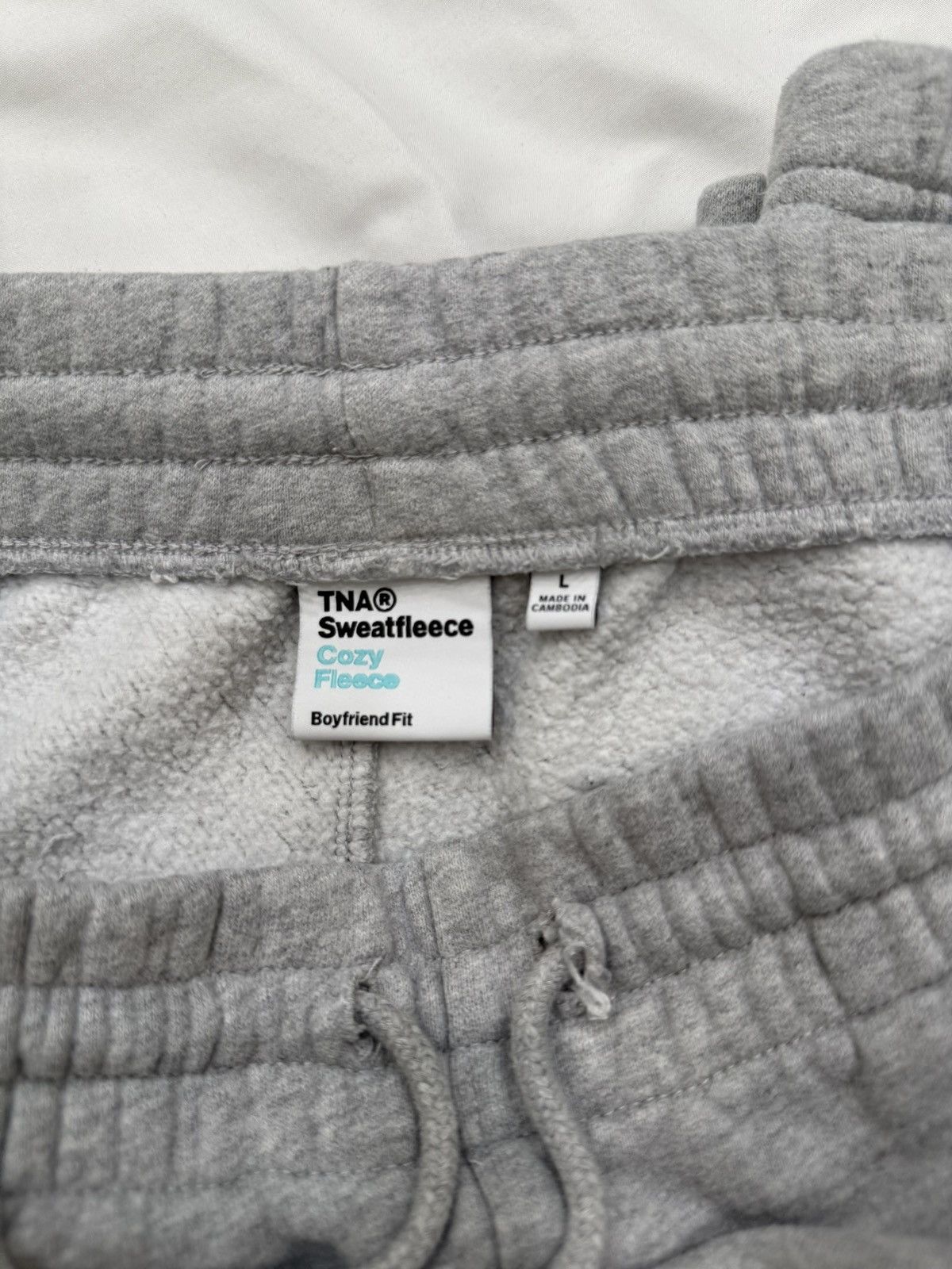 Alo Yoga Aritzia TNA Sweatfleece Boyfriend Sweatpant Size 28" / US 6 / IT 42 - 3 Thumbnail