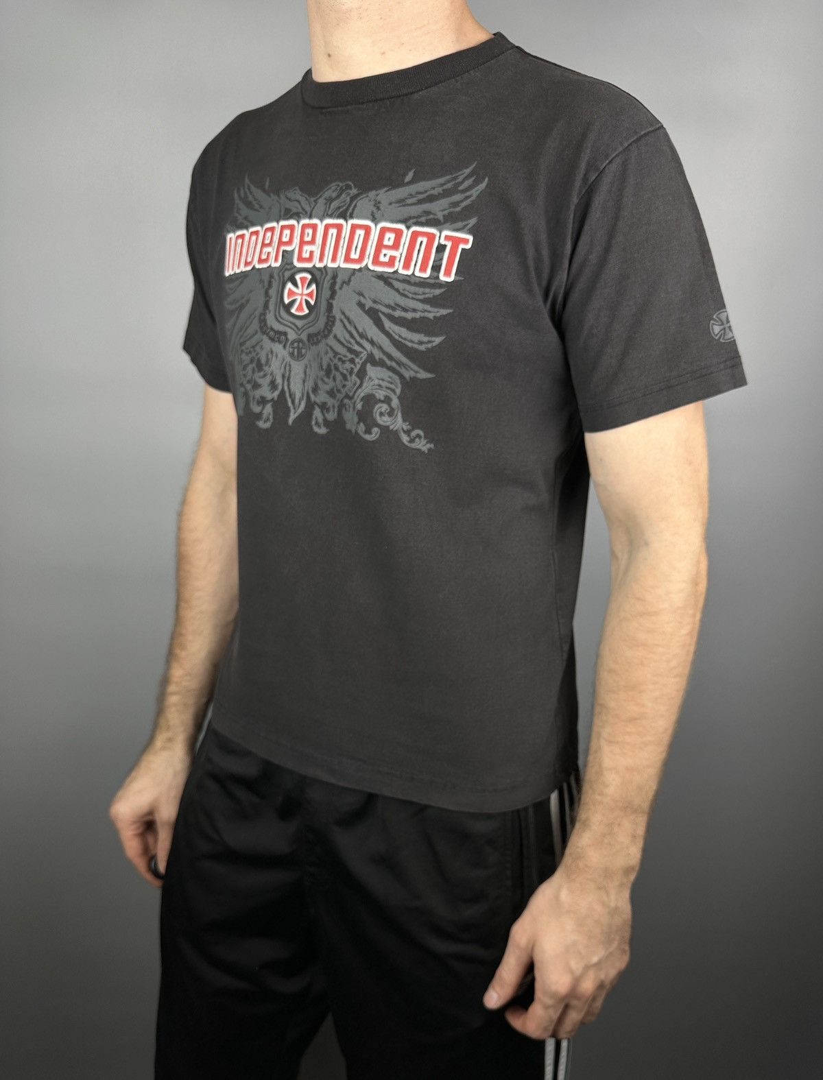 Independent Truck Co. Y2K Independent Truck Affliction Tribal Skull Opium T Shirt Size US M / EU 48-50 / 2 - 10 Thumbnail